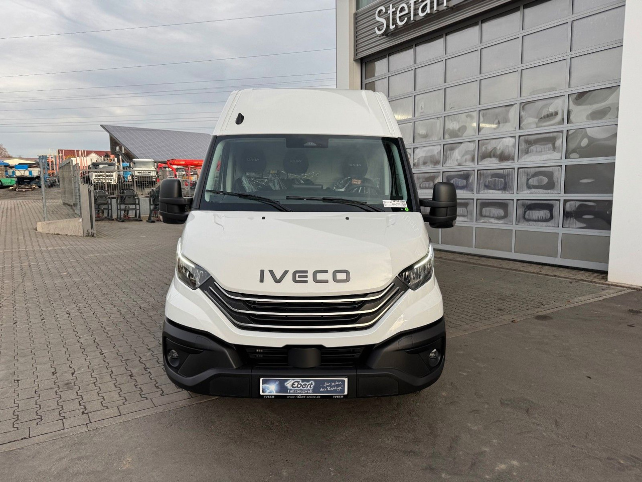 Iveco Daily 35C21 HA8 *R4.100mm*AHK*LED*Automatik* - Van panel: gambar 3 Iveco Daily 35C21 HA8 *R4.100mm*AHK*LED*Automatik* - Van panel: gambar 3