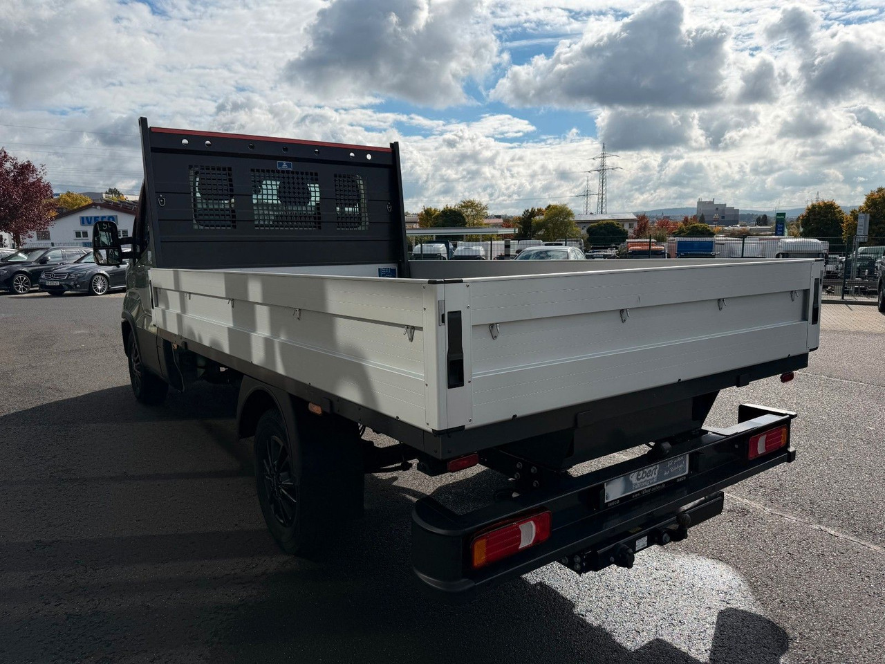 Iveco Daily 35S14 A8 Pritsche *R.3450mm*AHK*Automatik - Van flatbed: gambar 4 Iveco Daily 35S14 A8 Pritsche *R.3450mm*AHK*Automatik - Van flatbed: gambar 4