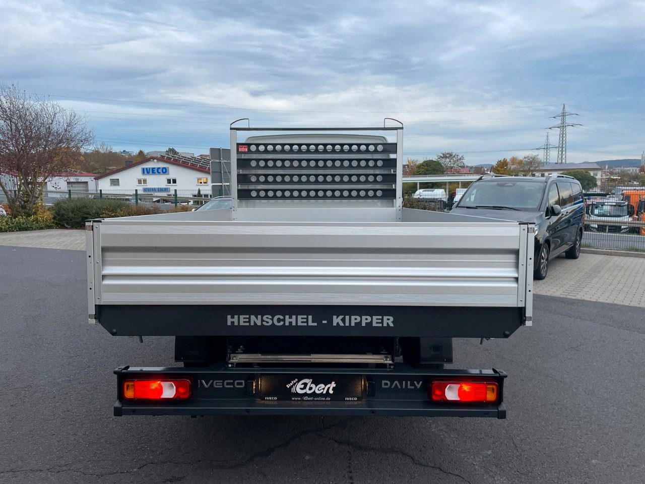 Iveco Daily 35S14 A8*R3.450mm*Automatik*Kamera*2Sitze* - Van jungkit: gambar 5 Iveco Daily 35S14 A8*R3.450mm*Automatik*Kamera*2Sitze* - Van jungkit: gambar 5