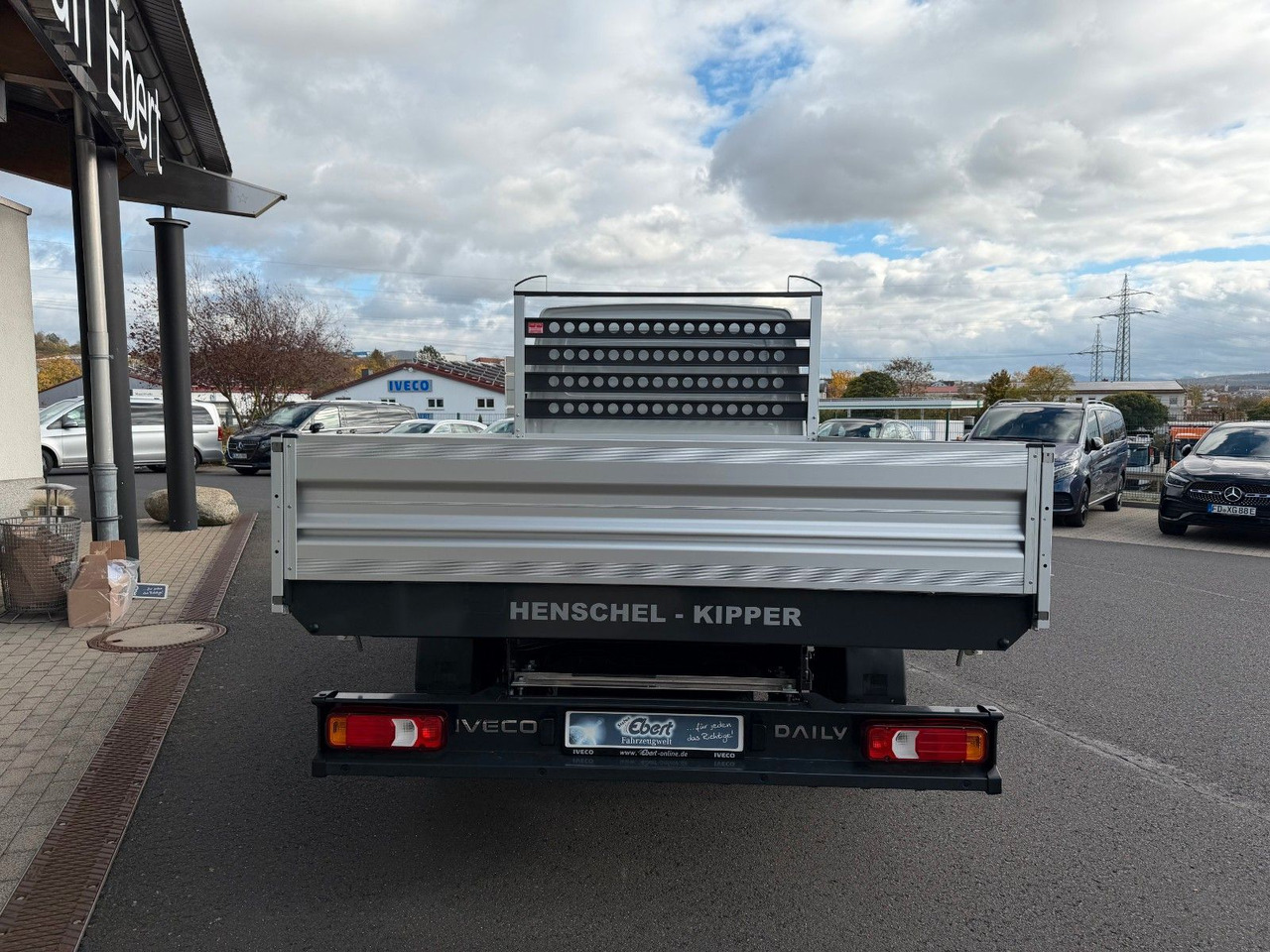 Iveco Daily 35S14 A8 *R3.450mm*Automatik*Klima* 4x - Van jungkit: gambar 5 Iveco Daily 35S14 A8 *R3.450mm*Automatik*Klima* 4x - Van jungkit: gambar 5