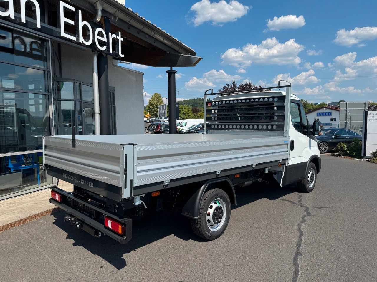 Iveco Daily 35S16 3.0L Kipper *R3.450mm*AHK*Automatik* - Van jungkit: gambar 4 Iveco Daily 35S16 3.0L Kipper *R3.450mm*AHK*Automatik* - Van jungkit: gambar 4