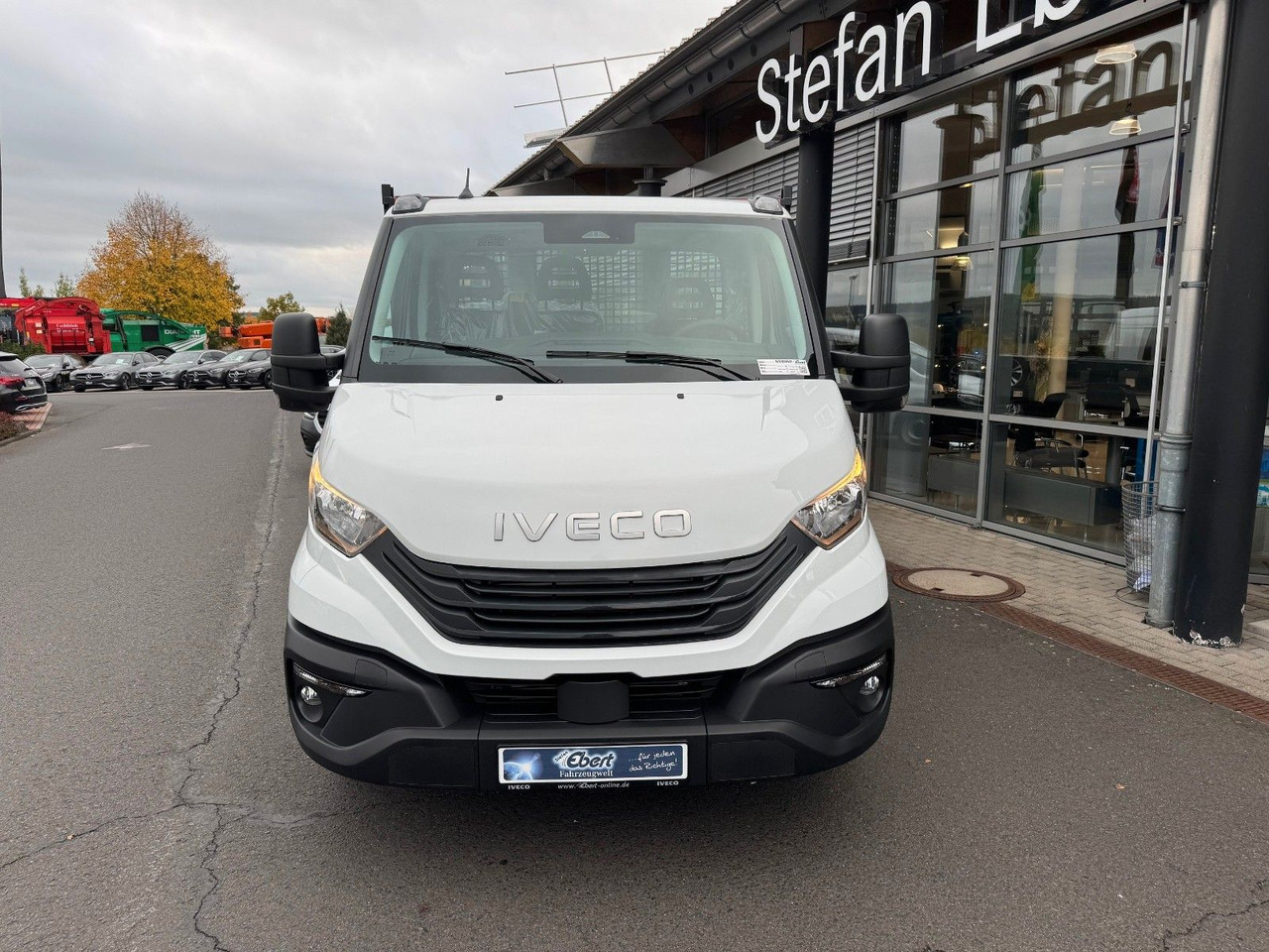 Iveco Daily 35S16 A8 *R3.450mm*Automatik*AHK*Kamera* - Van flatbed: gambar 2 Iveco Daily 35S16 A8 *R3.450mm*Automatik*AHK*Kamera* - Van flatbed: gambar 2