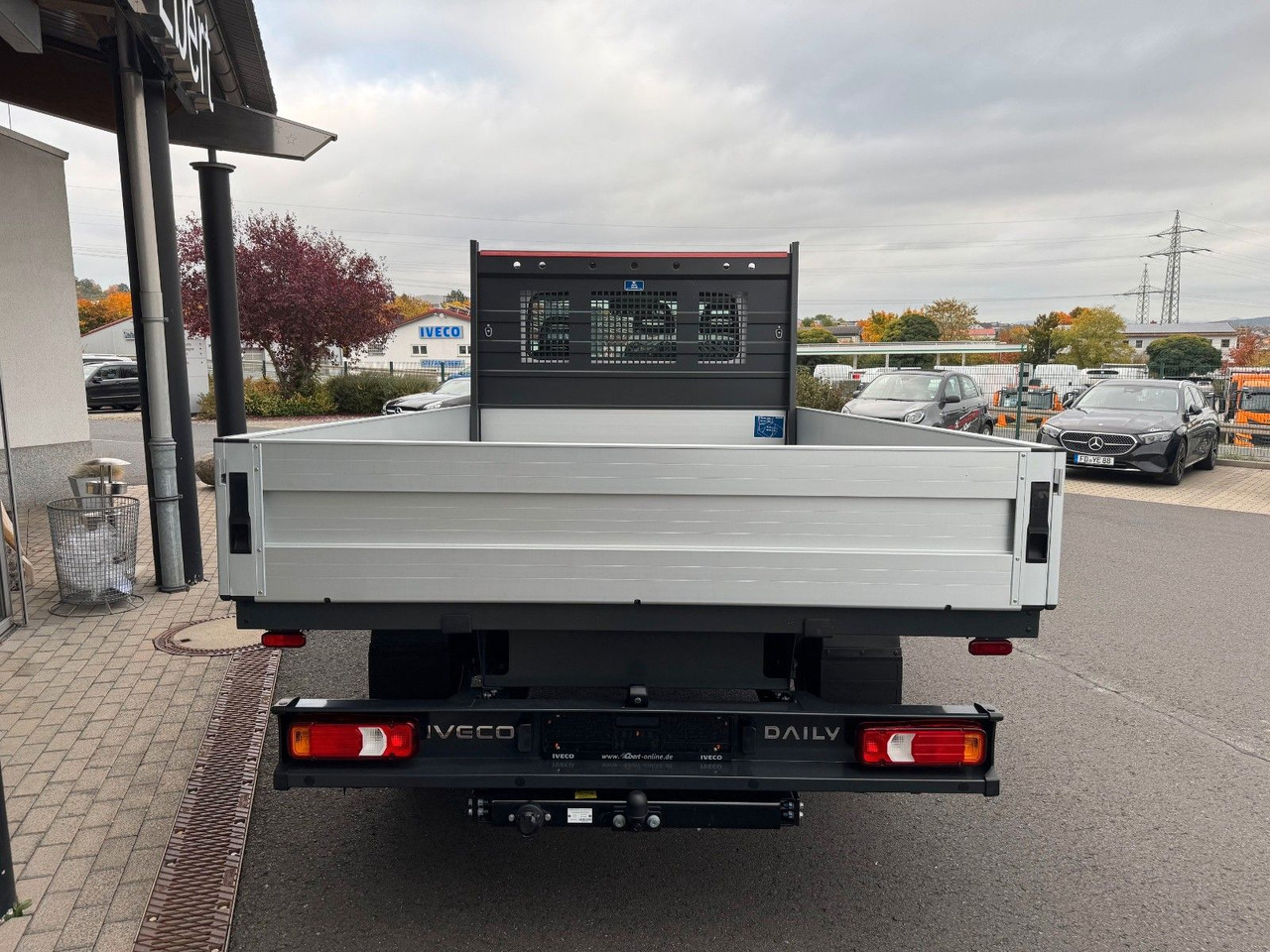 Iveco Daily 35S16 A8 *R3.450mm*Automatik*AHK*Kamera* - Van flatbed: gambar 5 Iveco Daily 35S16 A8 *R3.450mm*Automatik*AHK*Kamera* - Van flatbed: gambar 5