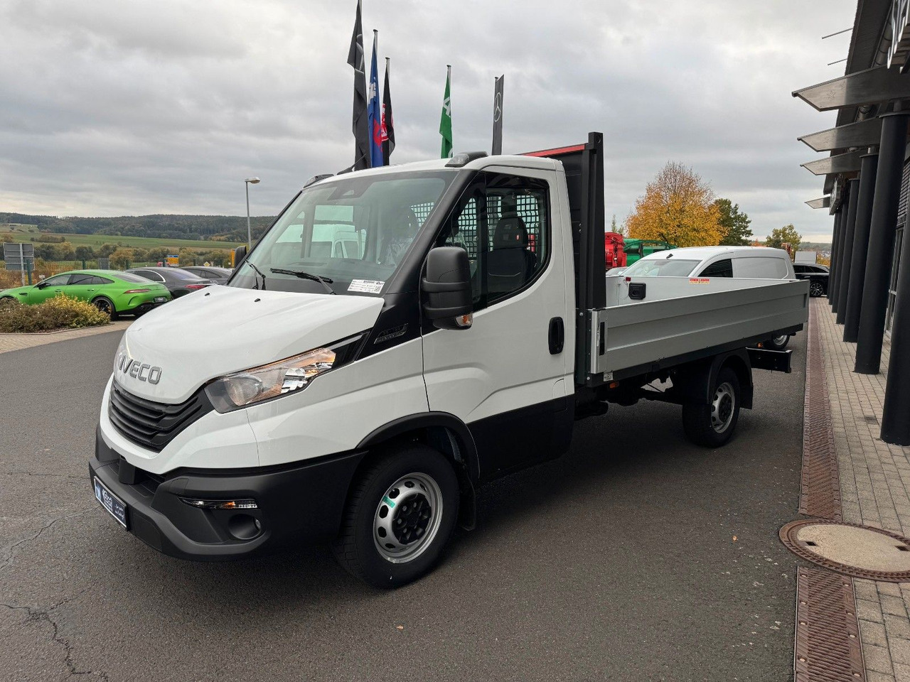 Iveco Daily 35S16 A8 *R3.450mm*Automatik*AHK*Kamera* - Van flatbed: gambar 3 Iveco Daily 35S16 A8 *R3.450mm*Automatik*AHK*Kamera* - Van flatbed: gambar 3