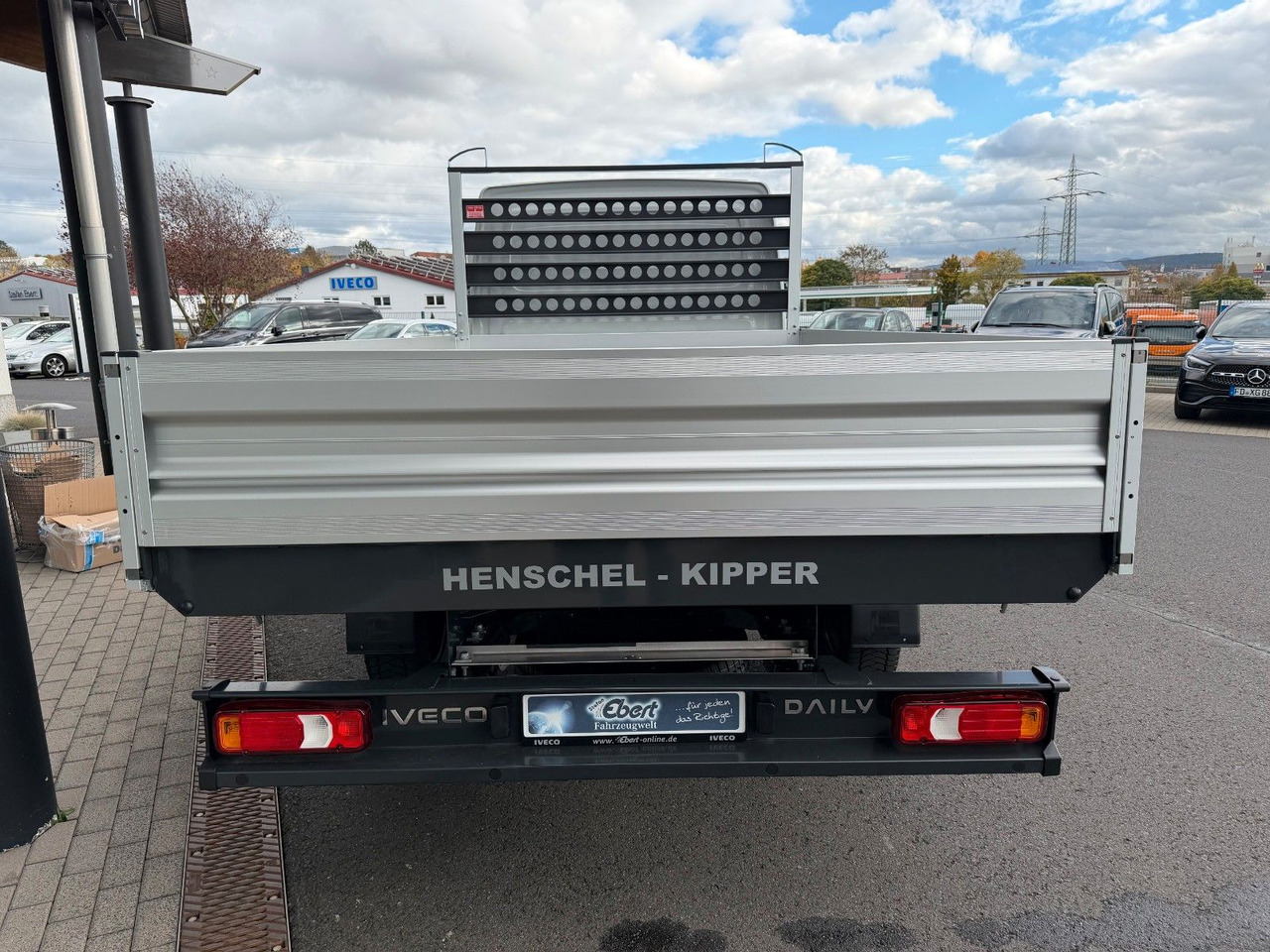 Iveco Daily 35S16 A8 *R3.450mm*Automatik*Klima* 3x - Van jungkit: gambar 5 Iveco Daily 35S16 A8 *R3.450mm*Automatik*Klima* 3x - Van jungkit: gambar 5