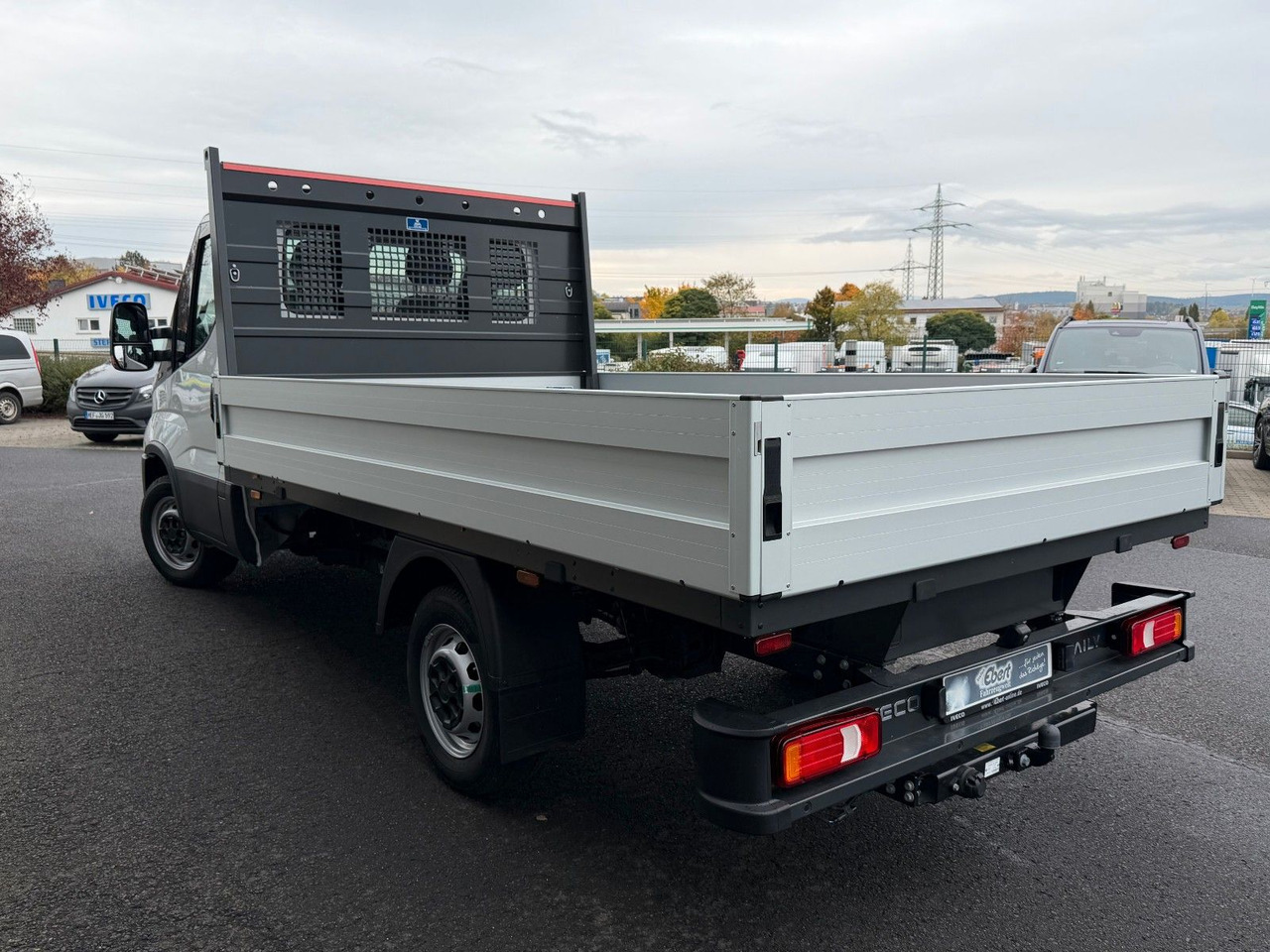 Iveco Daily 35S16 Pritsche - Van flatbed: gambar 4 Iveco Daily 35S16 Pritsche - Van flatbed: gambar 4