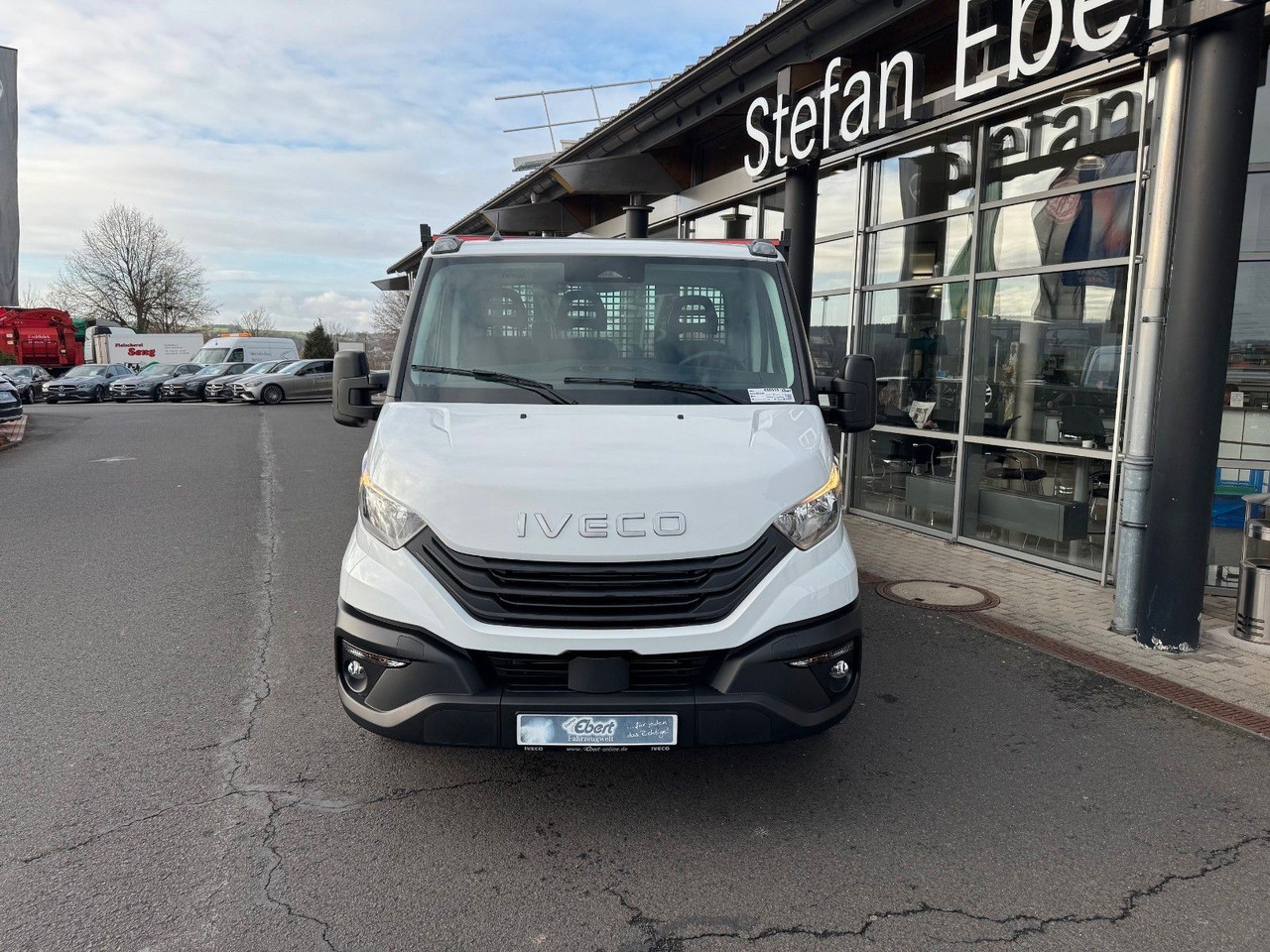 Iveco Daily 35S16 *R.3750mm*Automatik*AHK*Kamera* - Van flatbed: gambar 2 Iveco Daily 35S16 *R.3750mm*Automatik*AHK*Kamera* - Van flatbed: gambar 2