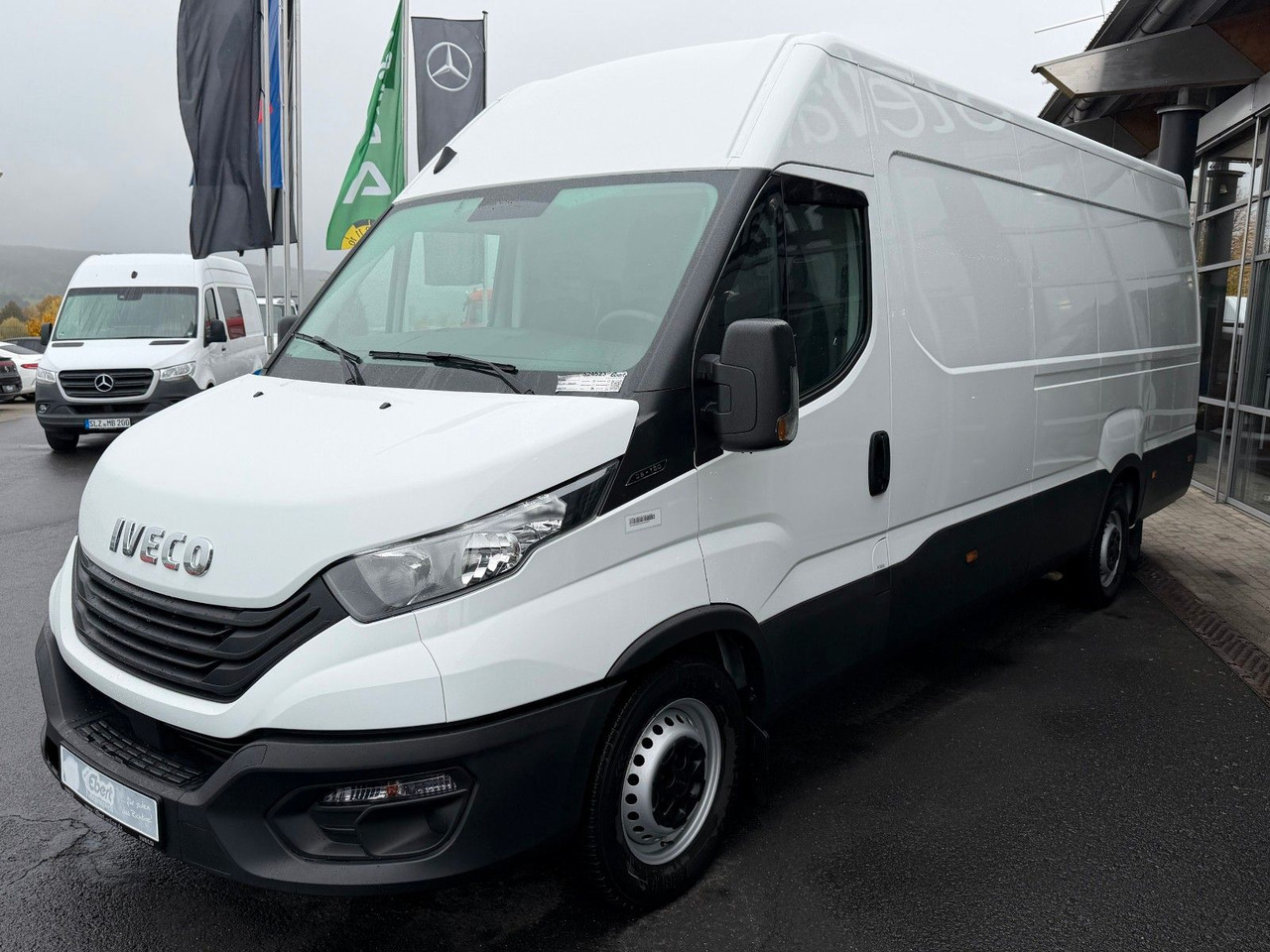 Iveco Daily 35S16 V *Klima*R4.100mm* - Van panel: gambar 3 Iveco Daily 35S16 V *Klima*R4.100mm* - Van panel: gambar 3