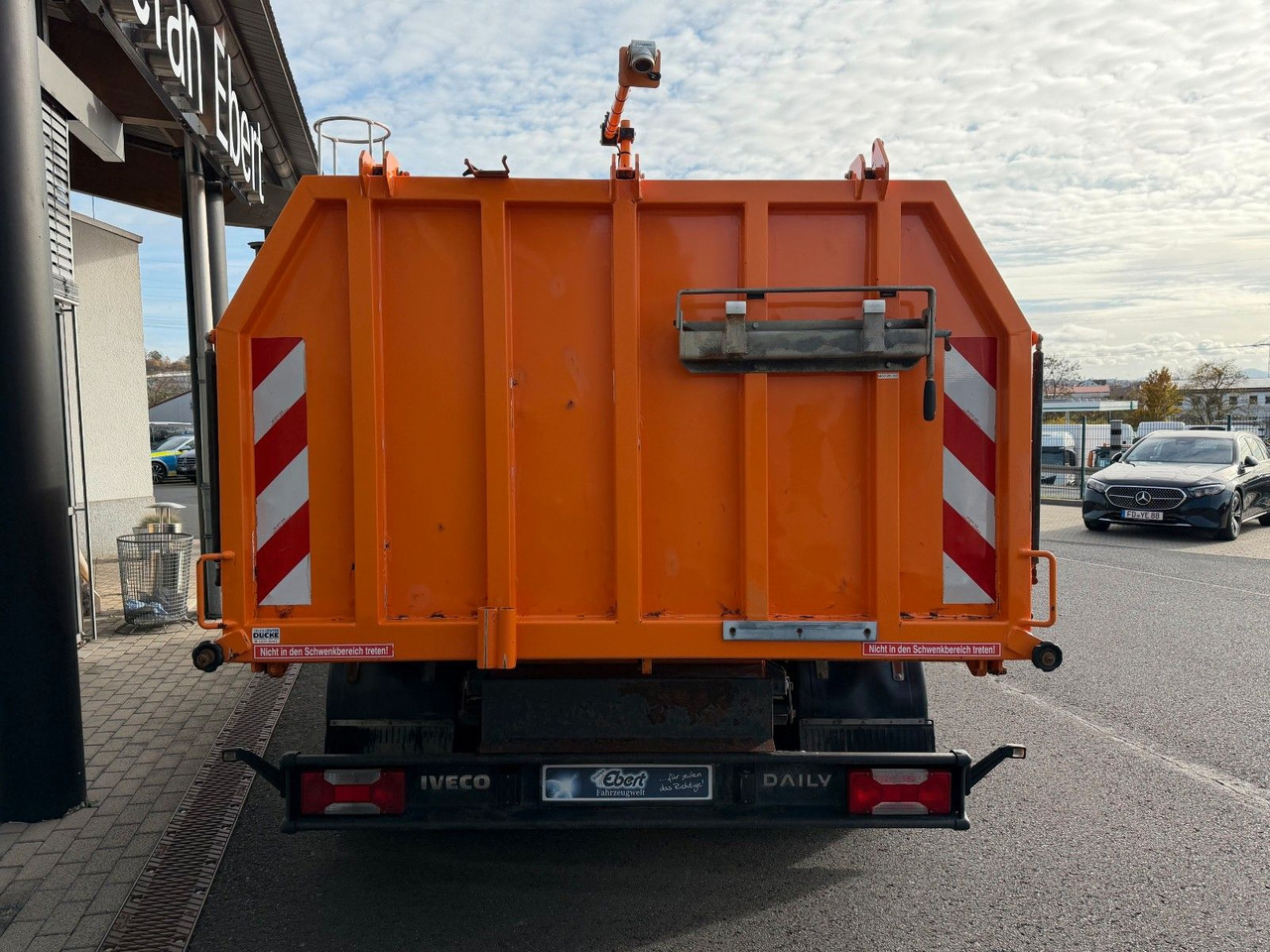 Iveco Daily 65C17 Müllwagen *Zoeller Micro HG* - Truk sampah: gambar 5 Iveco Daily 65C17 Müllwagen *Zoeller Micro HG* - Truk sampah: gambar 5