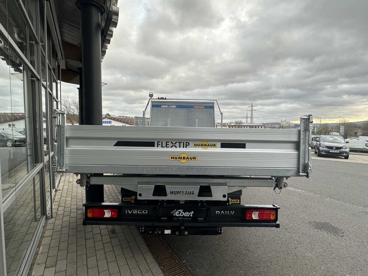 Iveco Daily 70C18 3.0L *AHK*Klima*Werkzeugkast* - Van jungkit: gambar 4 Iveco Daily 70C18 3.0L *AHK*Klima*Werkzeugkast* - Van jungkit: gambar 4