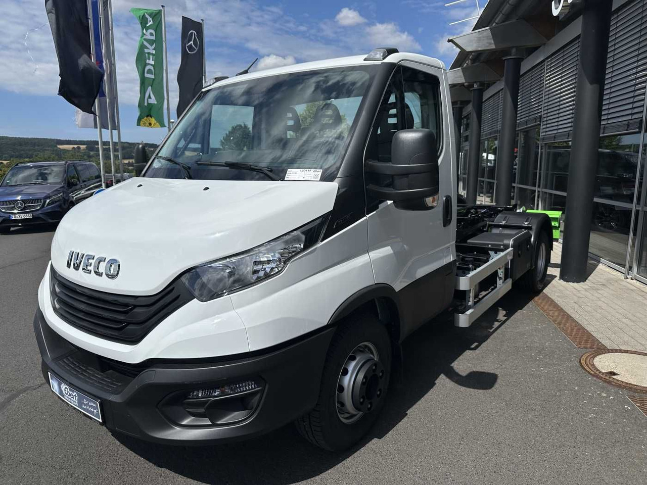 Iveco Daily 70C18 H 3.0L *R3.750mm*AHK*Luft*Sperre* - Hook lift: gambar 3 Iveco Daily 70C18 H 3.0L *R3.750mm*AHK*Luft*Sperre* - Hook lift: gambar 3