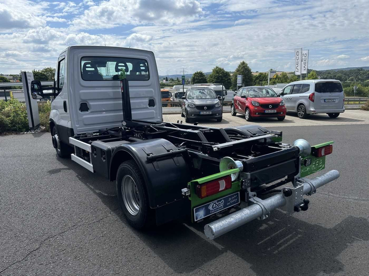 Iveco Daily 70C18 H 3.0L *R3.750mm*AHK*Luft*Sperre* - Hook lift: gambar 5 Iveco Daily 70C18 H 3.0L *R3.750mm*AHK*Luft*Sperre* - Hook lift: gambar 5