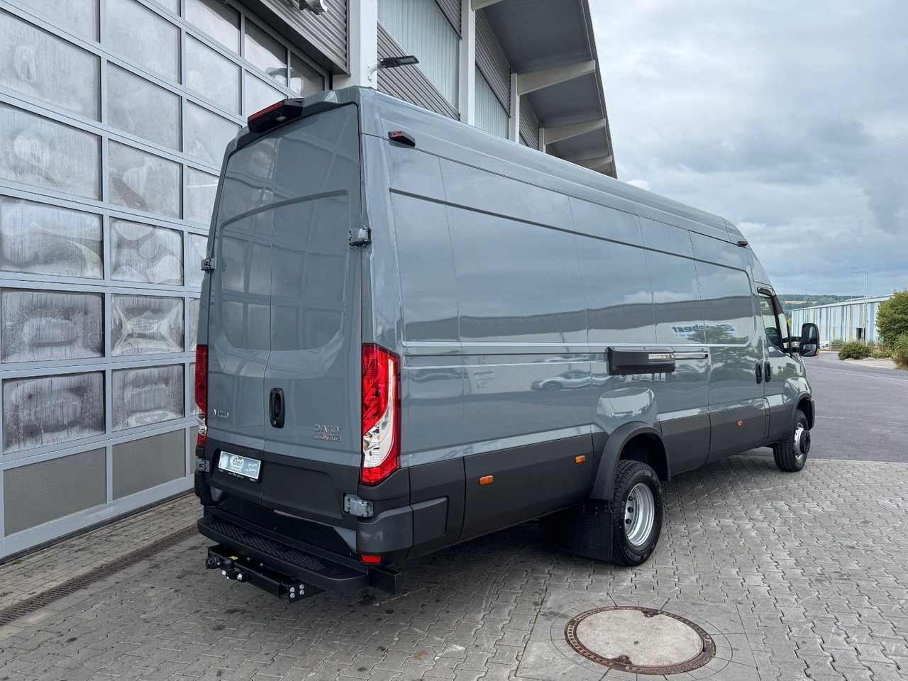 Iveco Daily 70C21 3.0L *L4*H3*Automatik*LED*Luft* 2x - Van panel: gambar 4 Iveco Daily 70C21 3.0L *L4*H3*Automatik*LED*Luft* 2x - Van panel: gambar 4