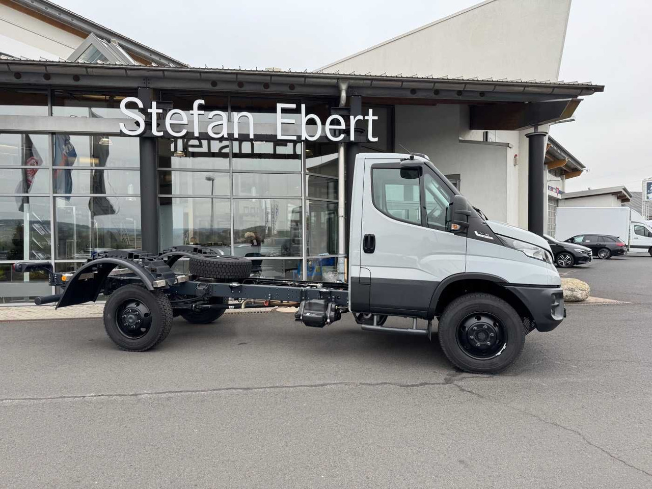 Iveco Daily 70S18 WX *4x4*Sperre*4.175mm* - Truk sasis: gambar 2 Iveco Daily 70S18 WX *4x4*Sperre*4.175mm* - Truk sasis: gambar 2