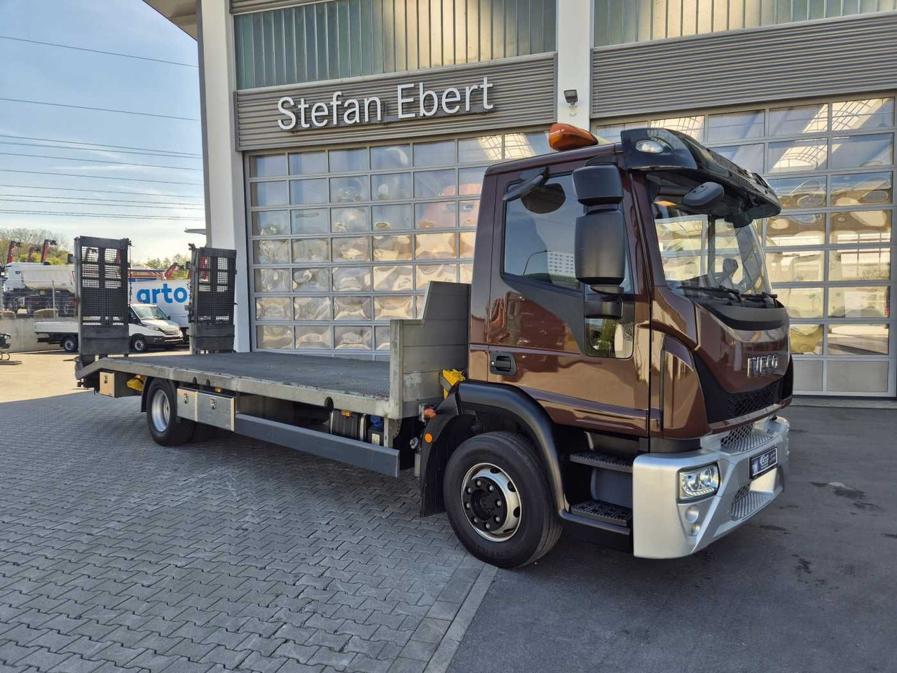 Iveco Eurocargo ML140E25/P Maschinentransporter Winde - Truk pengangkut mobil: gambar 3 Iveco Eurocargo ML140E25/P Maschinentransporter Winde - Truk pengangkut mobil: gambar 3