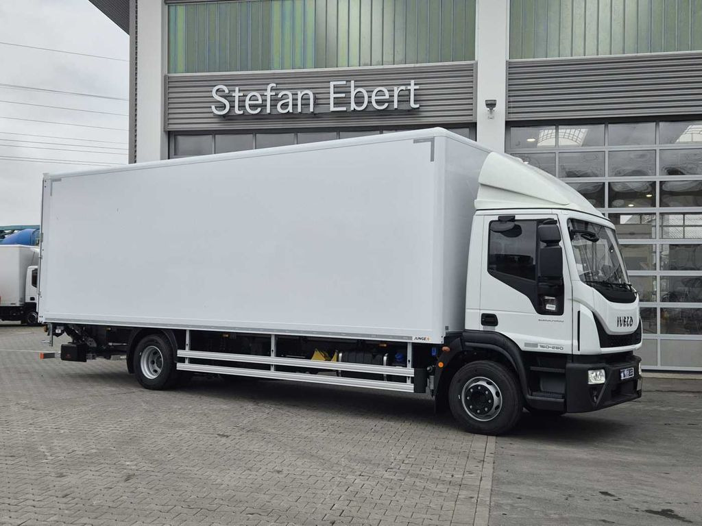 Iveco Eurocargo ML160E28/P EVI_E LBW AHK Kamera Klima Iveco Eurocargo ML160E28/P EVI_E LBW AHK Kamera Klima - Truk box: gambar 4 Iveco Eurocargo ML160E28/P EVI_E LBW AHK Kamera Klima Iveco Eurocargo ML160E28/P EVI_E LBW AHK Kamera Klima - Truk box: gambar 4