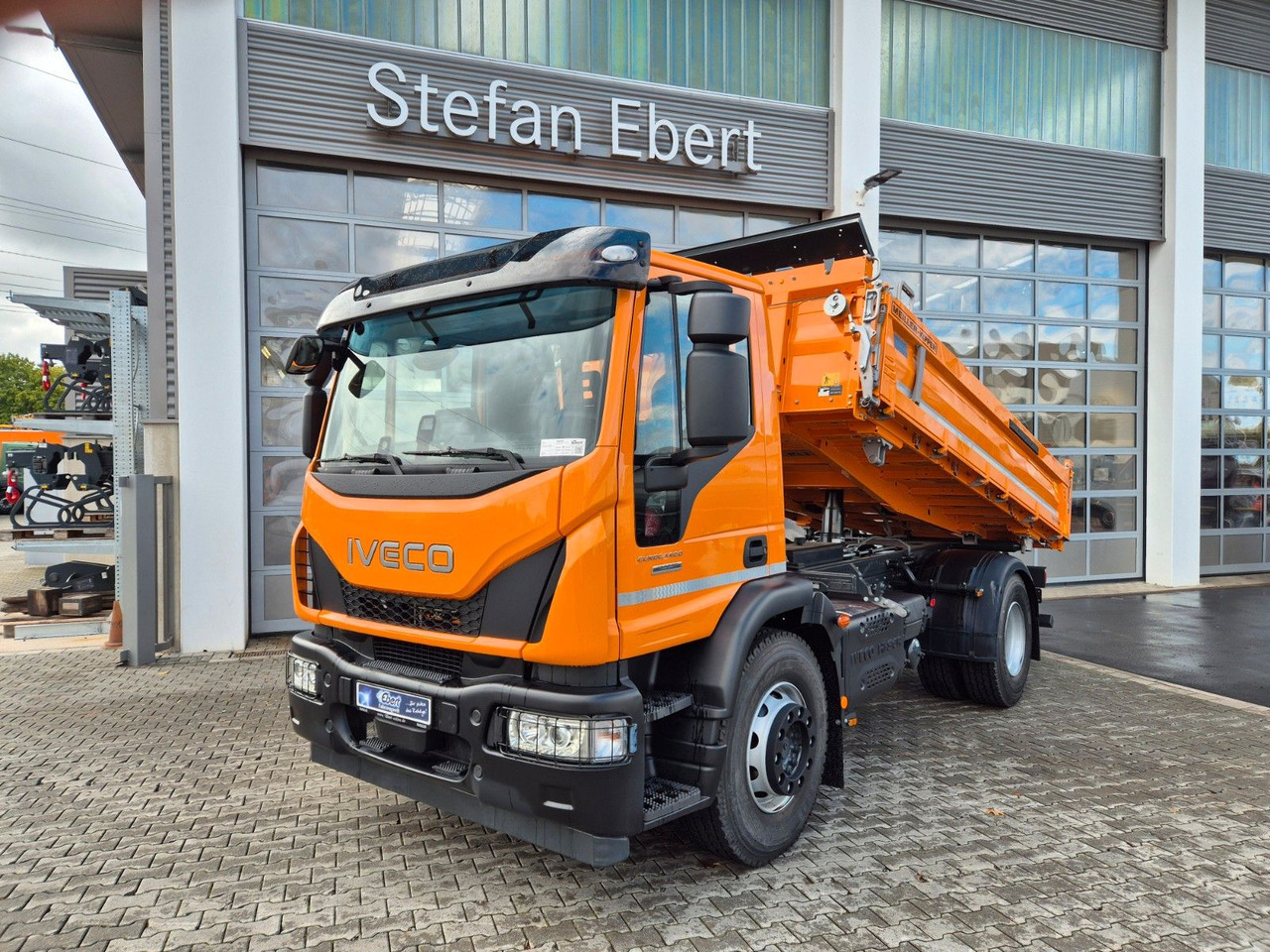Iveco Eurocargo ML180E32K 4x2 Meiller AHK - Truk jungkit: gambar 4 Iveco Eurocargo ML180E32K 4x2 Meiller AHK - Truk jungkit: gambar 4