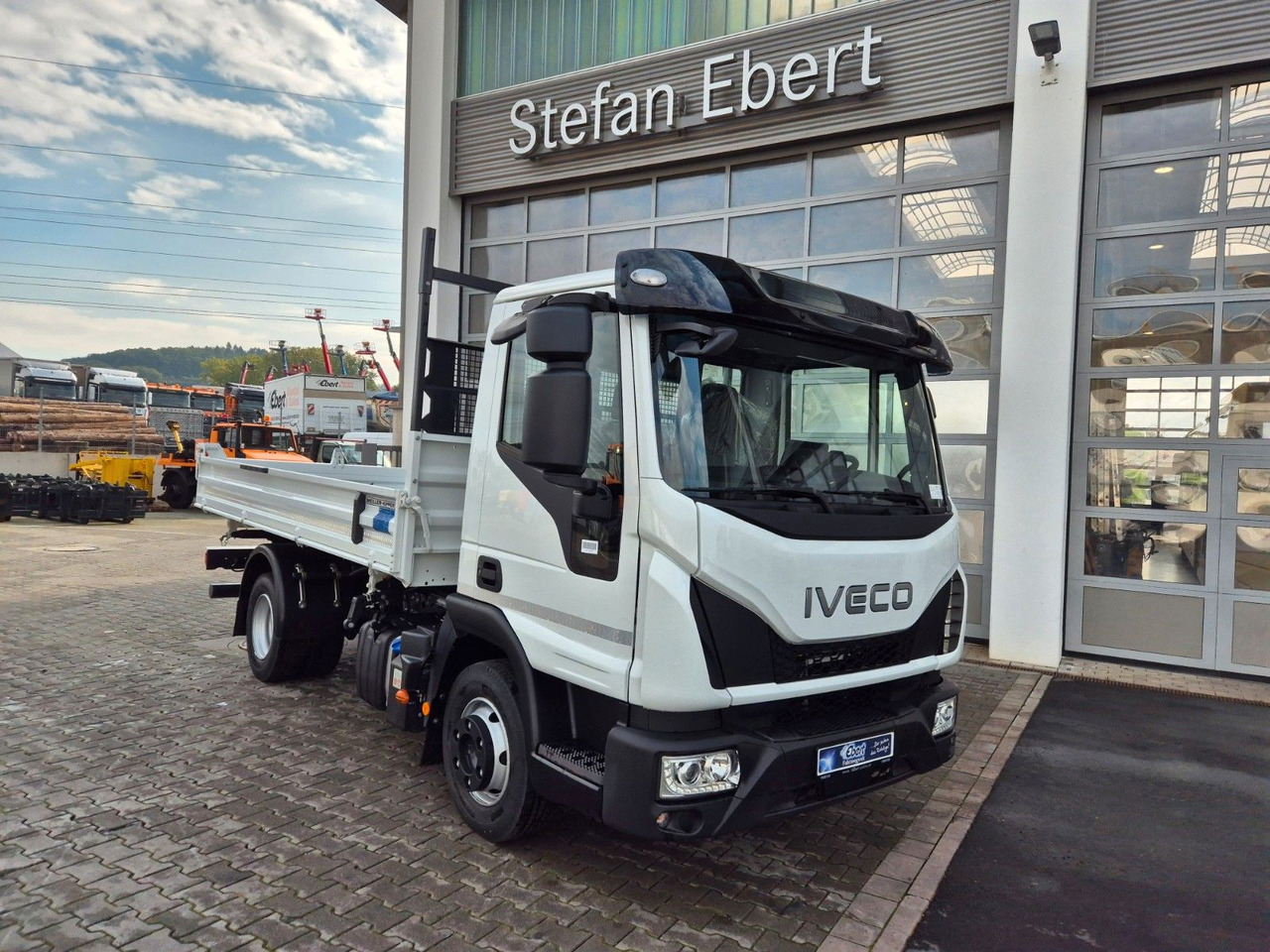 Iveco Eurocargo ML80E21 Meiller 2x AHK 3 Sitze Klima - Truk jungkit: gambar 3 Iveco Eurocargo ML80E21 Meiller 2x AHK 3 Sitze Klima - Truk jungkit: gambar 3