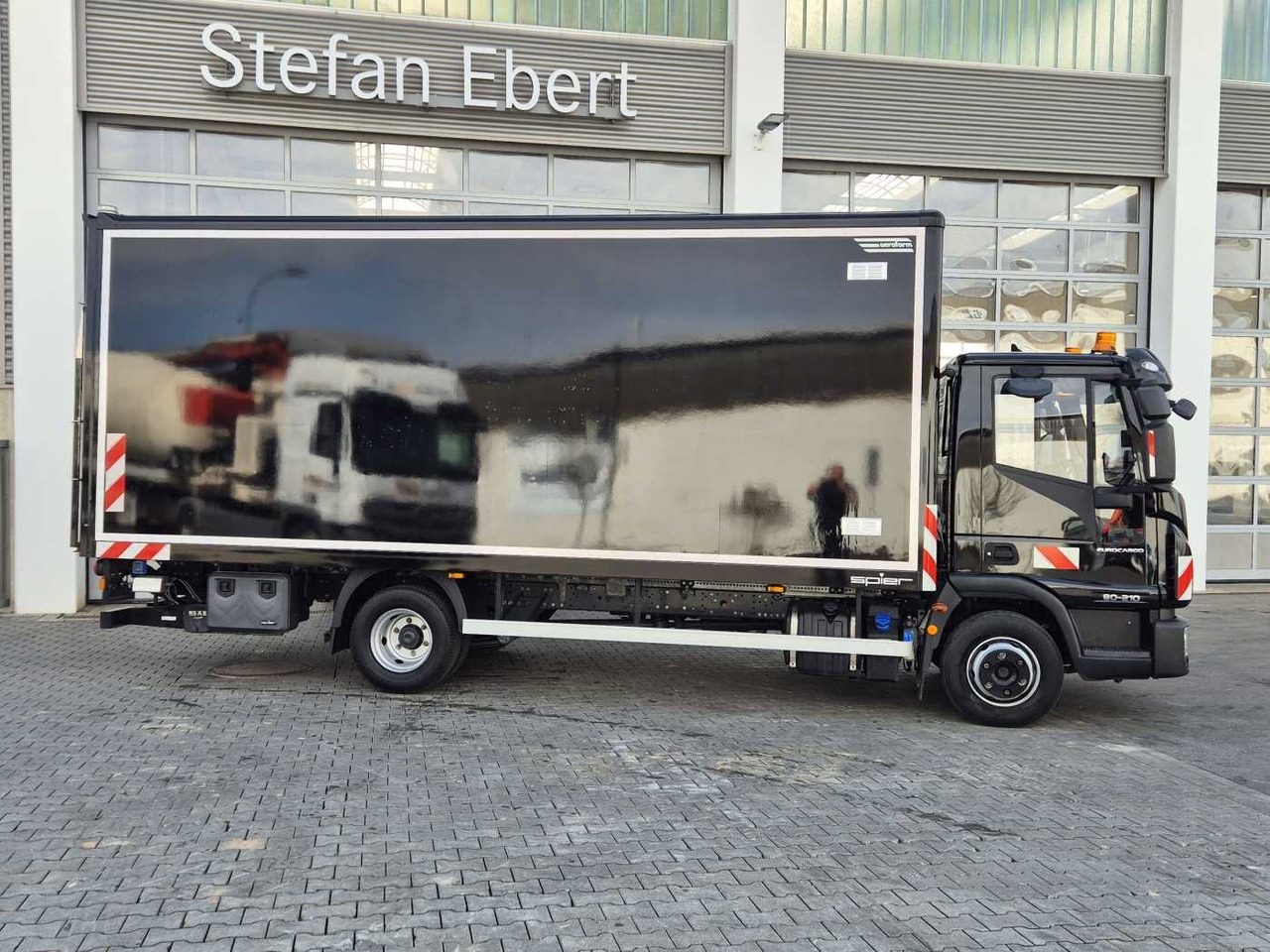 Iveco Eurocargo ML80E21/P LBW Bär 1.500kg 2x AHK - Van box: gambar 5 Iveco Eurocargo ML80E21/P LBW Bär 1.500kg 2x AHK - Van box: gambar 5