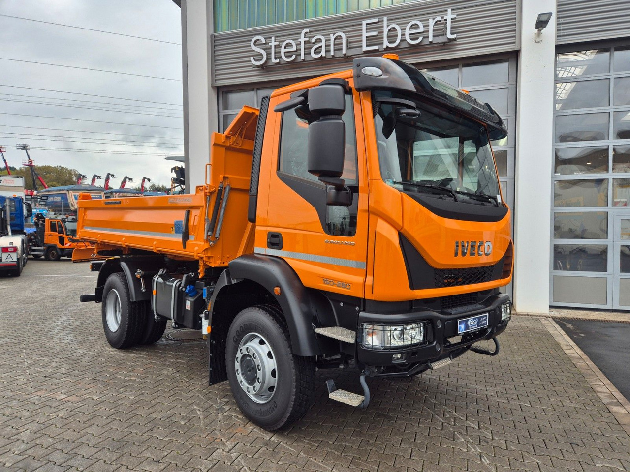 Iveco ML150E28W 4x4 Meiller Dreiseitenkipper 2xAHK - Truk jungkit: gambar 3 Iveco ML150E28W 4x4 Meiller Dreiseitenkipper 2xAHK - Truk jungkit: gambar 3