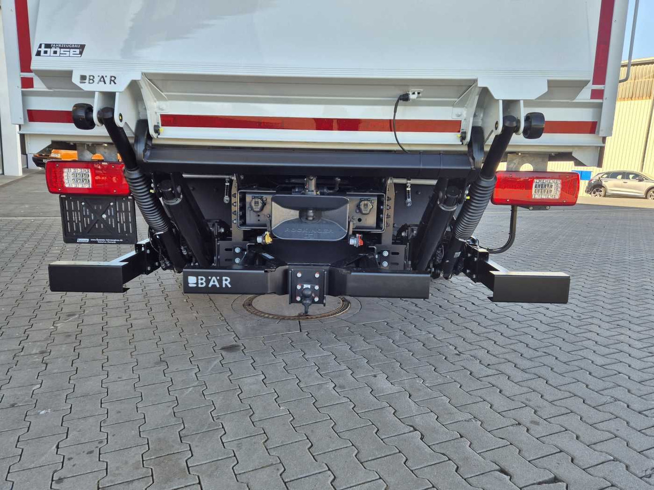 Leasing  Iveco S-Way AD190S40/FP Böse Schwenkwand LBW 2x AHK Iveco S-Way AD190S40/FP Böse Schwenkwand LBW 2x AHK: gambar 8