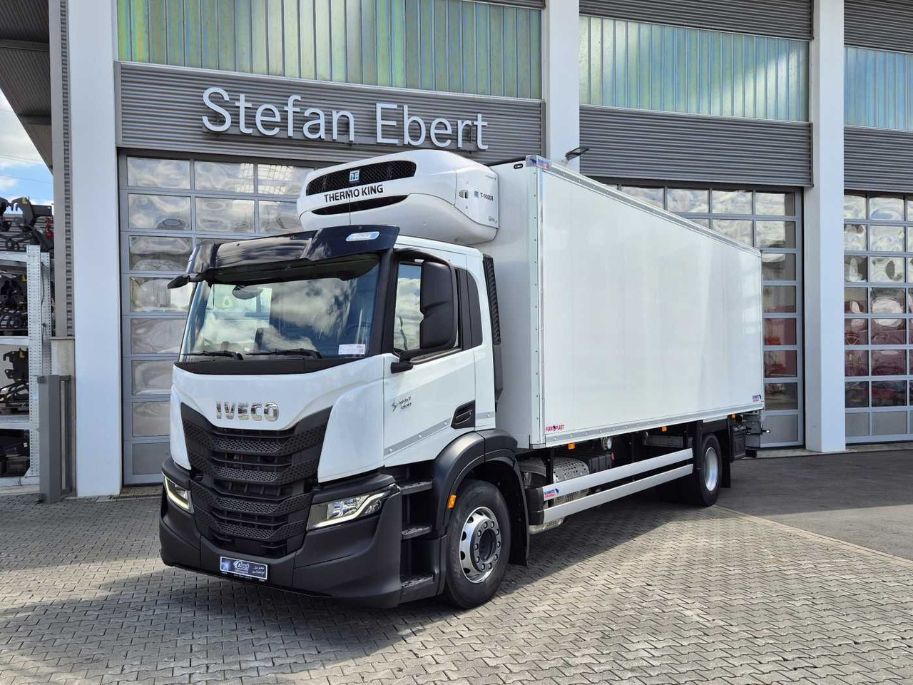 Iveco S-Way AD190S40/FP ThermoKing T-1000R LBW Tür AHK - Truk berpendingin: gambar 1 Iveco S-Way AD190S40/FP ThermoKing T-1000R LBW Tür AHK - Truk berpendingin: gambar 1