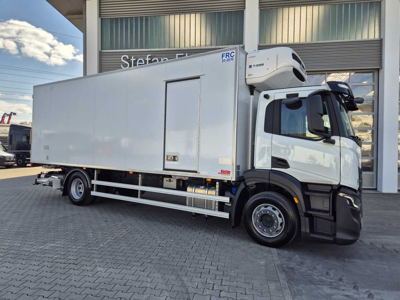 Iveco S-Way AD190S40/FP ThermoKing T-1200R LBW Tür AHK - Truk berpendingin: gambar 3 Iveco S-Way AD190S40/FP ThermoKing T-1200R LBW Tür AHK - Truk berpendingin: gambar 3