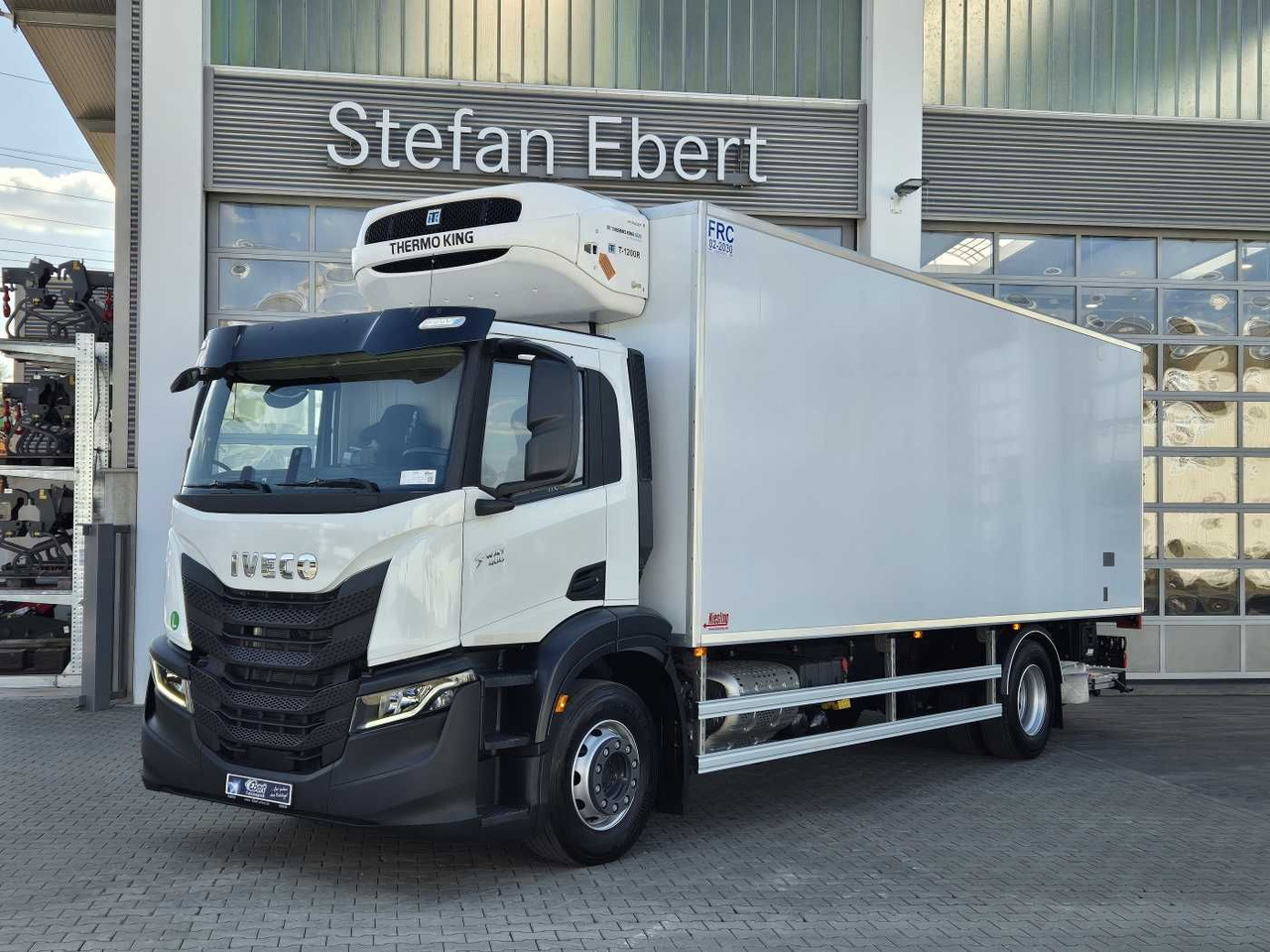 Iveco S-Way AD190S40/FP ThermoKing T-1200R LBW Tür AHK - Truk berpendingin: gambar 1 Iveco S-Way AD190S40/FP ThermoKing T-1200R LBW Tür AHK - Truk berpendingin: gambar 1
