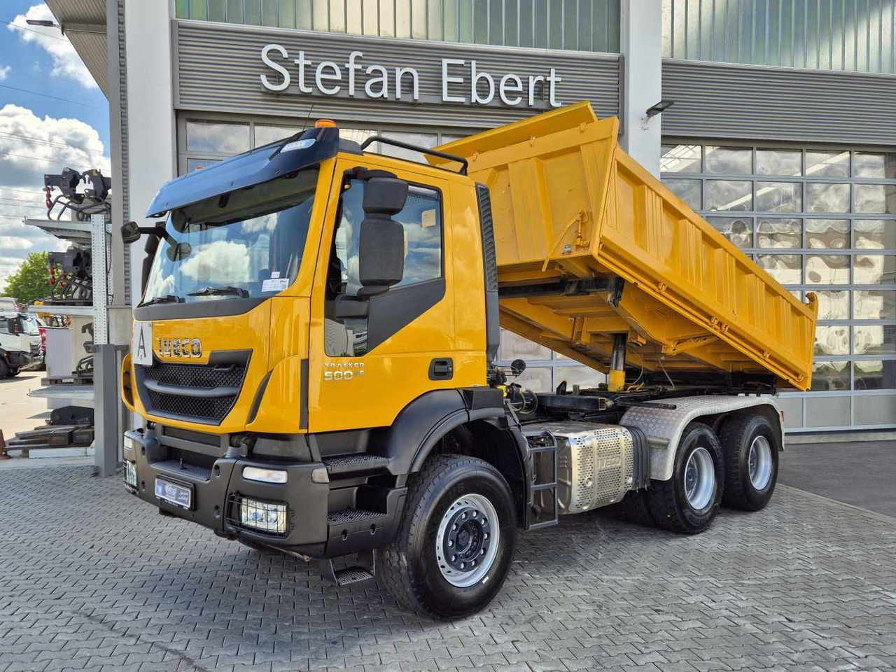 Iveco Trakker AD380T50 6x4 Kipper/SZM Wechselsystem - Truk jungkit: gambar 1 Iveco Trakker AD380T50 6x4 Kipper/SZM Wechselsystem - Truk jungkit: gambar 1