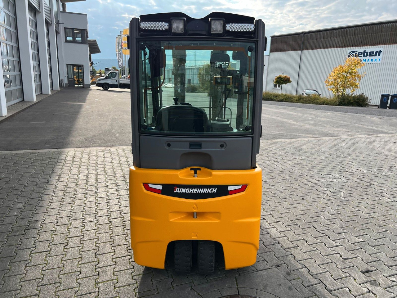 Jungheinrich EFG 215 / Triplex: 4.25m! / SS / 4.029h - Forklift listrik: gambar 5 Jungheinrich EFG 215 / Triplex: 4.25m! / SS / 4.029h - Forklift listrik: gambar 5