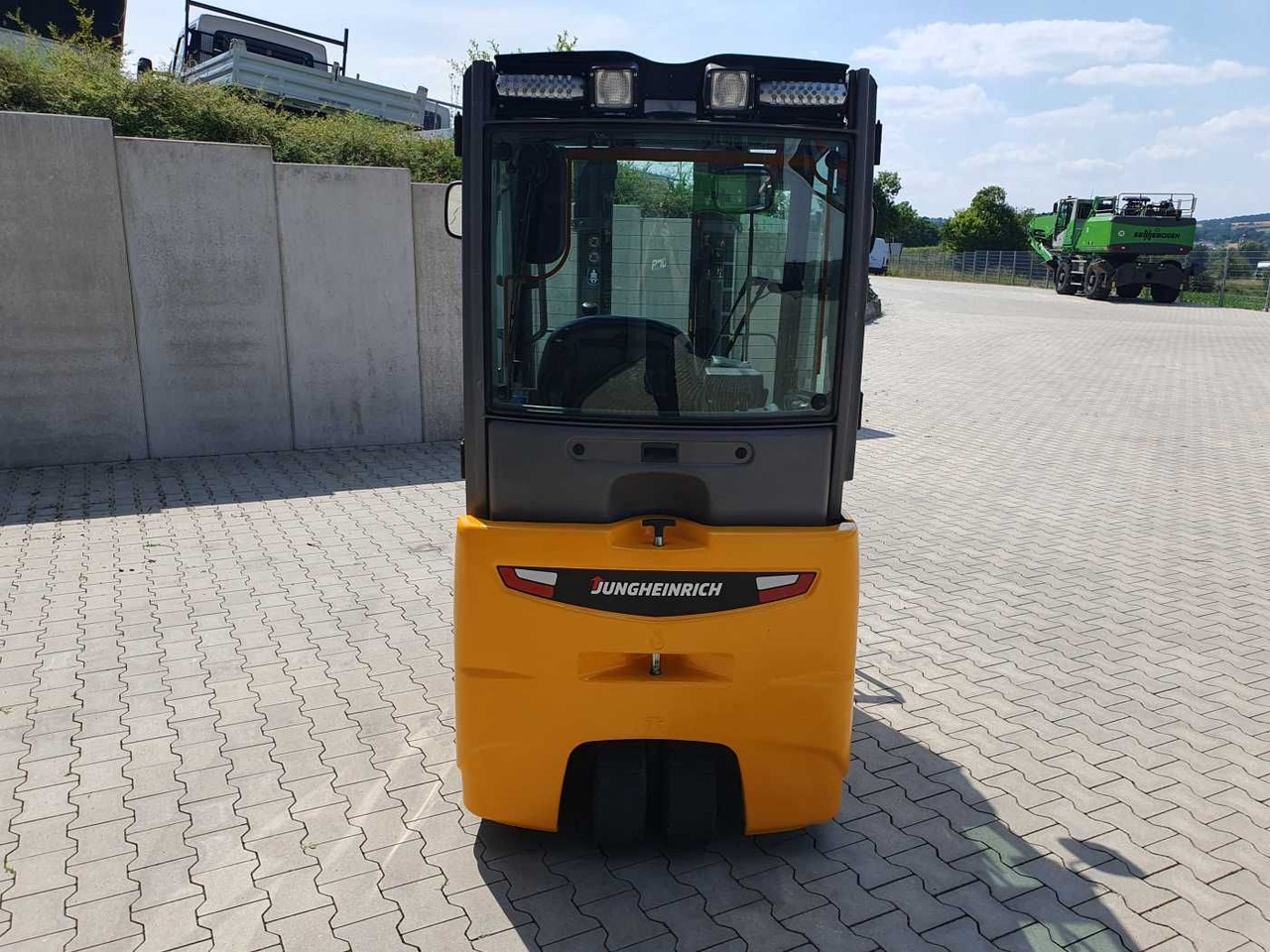 Jungheinrich EFG 215 / Triplex: 4.25m! / SS / 4.297h! - Forklift listrik: gambar 4 Jungheinrich EFG 215 / Triplex: 4.25m! / SS / 4.297h! - Forklift listrik: gambar 4