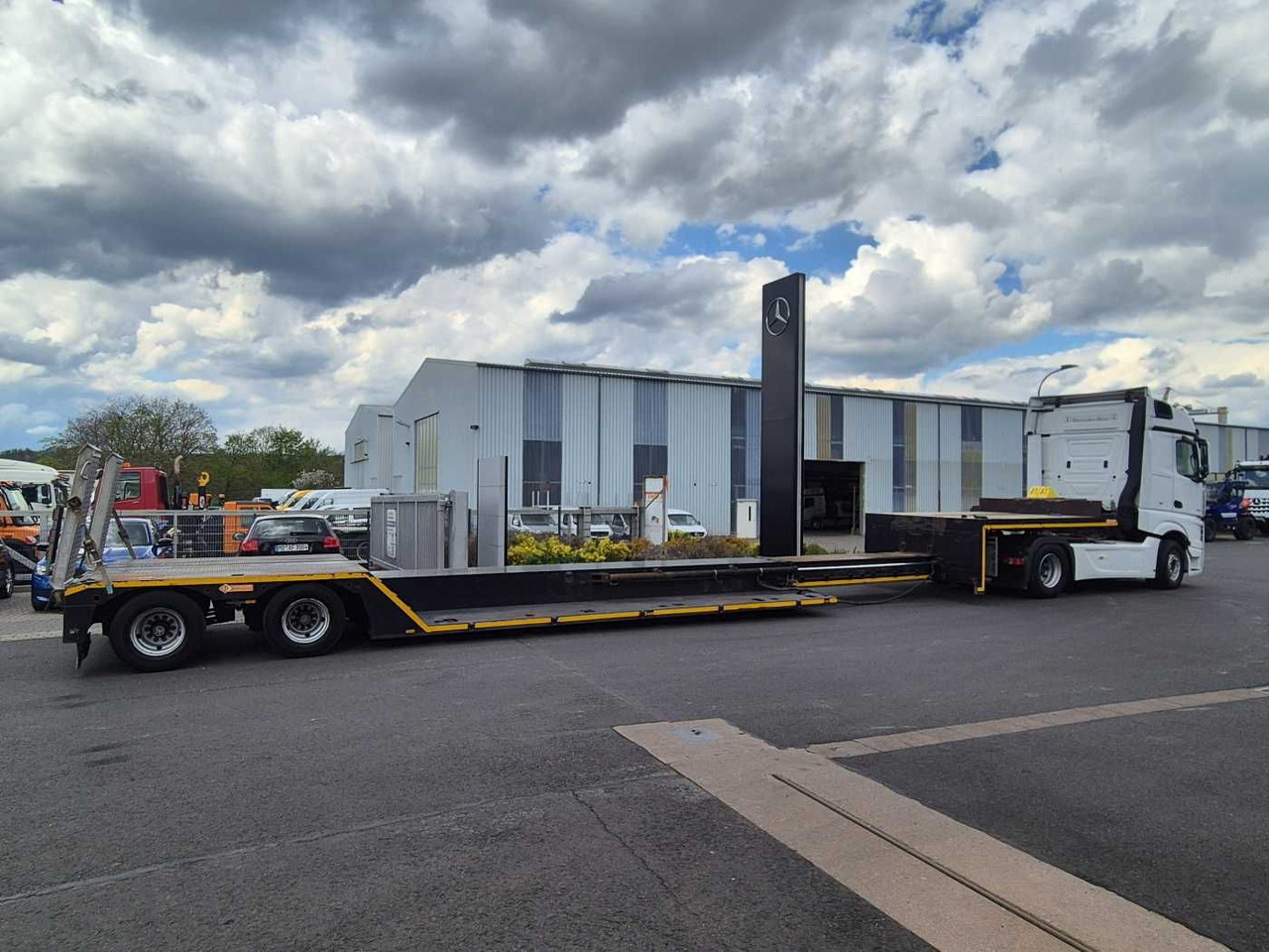 LinTrailers S2A 14 LSDN Teleskopierbar BPW-Achsen 57.000km - Semi-trailer low bed: gambar 5 LinTrailers S2A 14 LSDN Teleskopierbar BPW-Achsen 57.000km - Semi-trailer low bed: gambar 5