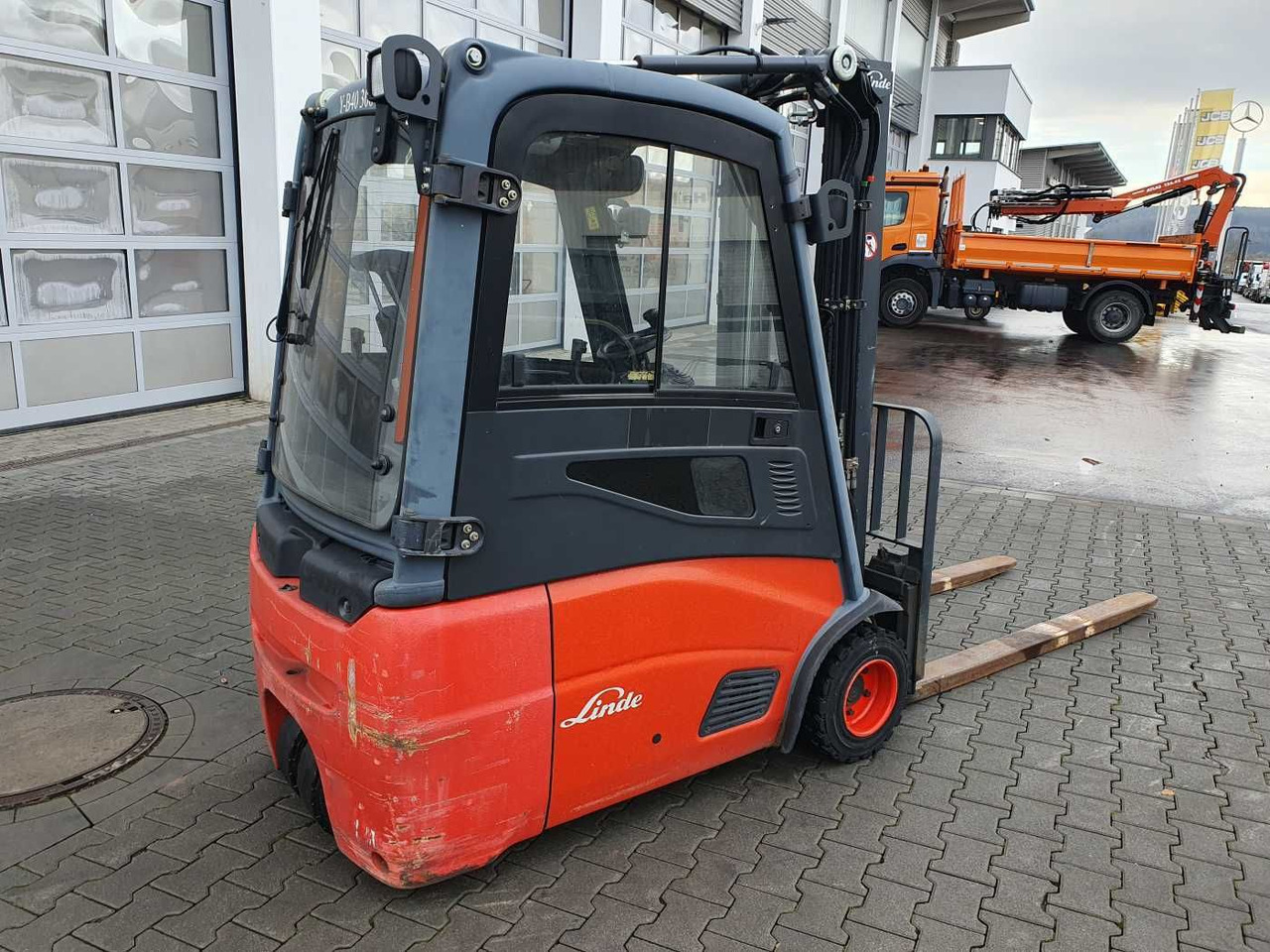 Linde E18 - 01 / Triplex: 4.50m! / SS / nur 5.672h! - Forklift listrik: gambar 4 Linde E18 - 01 / Triplex: 4.50m! / SS / nur 5.672h! - Forklift listrik: gambar 4