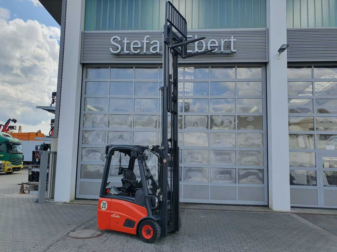 Linde H14 - 01 / 2024 / Duplex: 4.10m! / SS / nur 534h - Forklift listrik: gambar 2 Linde H14 - 01 / 2024 / Duplex: 4.10m! / SS / nur 534h - Forklift listrik: gambar 2