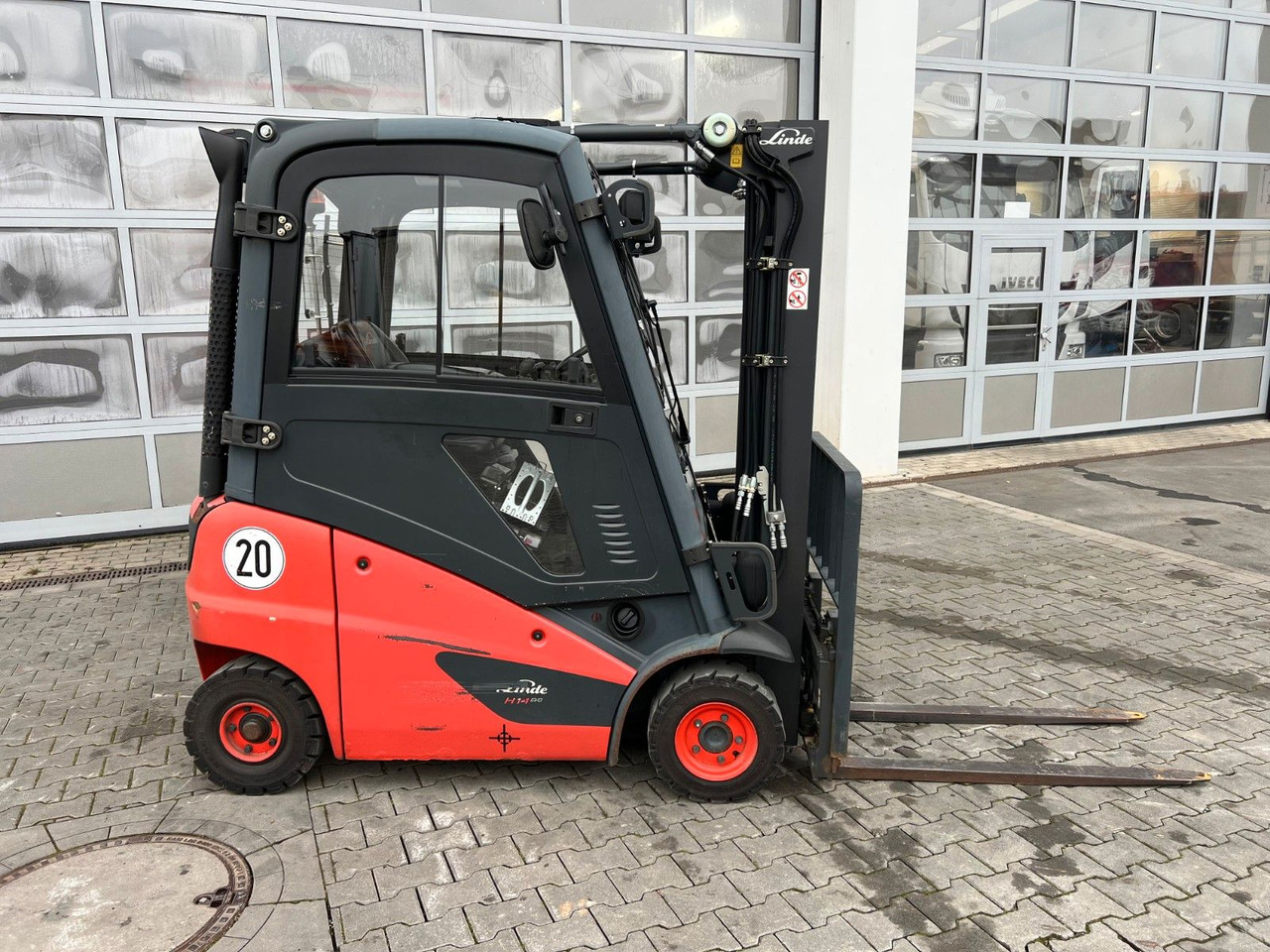 Linde H14D-01 / Triplex: 4.60m! / SS / nur 1.672h! - Forklift diesel: gambar 2 Linde H14D-01 / Triplex: 4.60m! / SS / nur 1.672h! - Forklift diesel: gambar 2