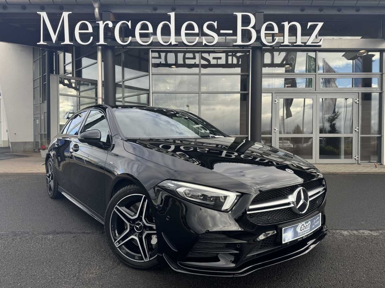 Mercedes-Benz A 35 AMG 4M Aerodynamik+Pano+Night +PerfSitz+HUD - Mobil: gambar 1 Mercedes-Benz A 35 AMG 4M Aerodynamik+Pano+Night +PerfSitz+HUD - Mobil: gambar 1