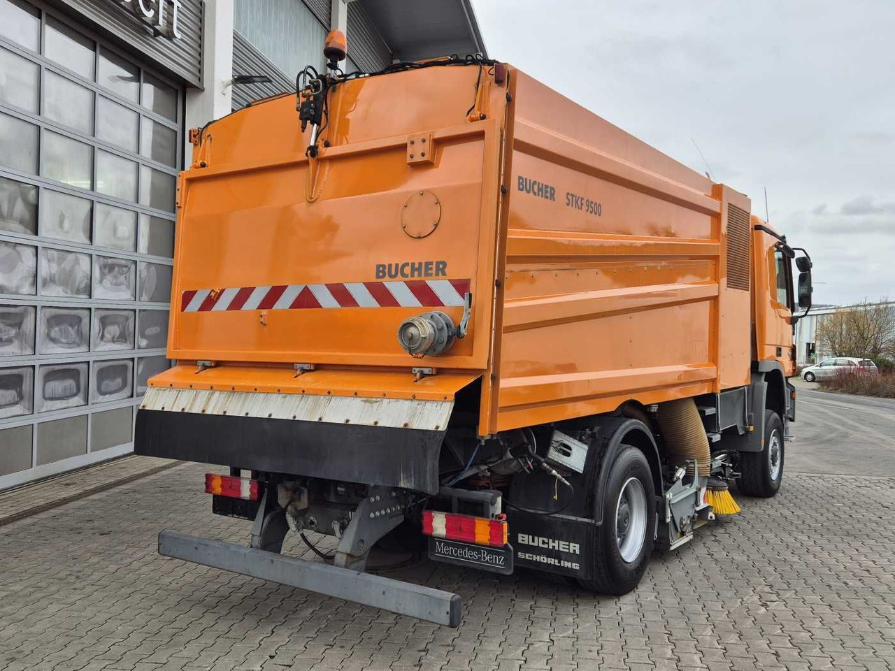 Leasing  Mercedes-Benz Actros 2032 A 4x4 Bucher STKF 9500 Airport 30x Mercedes-Benz Actros 2032 A 4x4 Bucher STKF 9500 Airport 30x: gambar 9