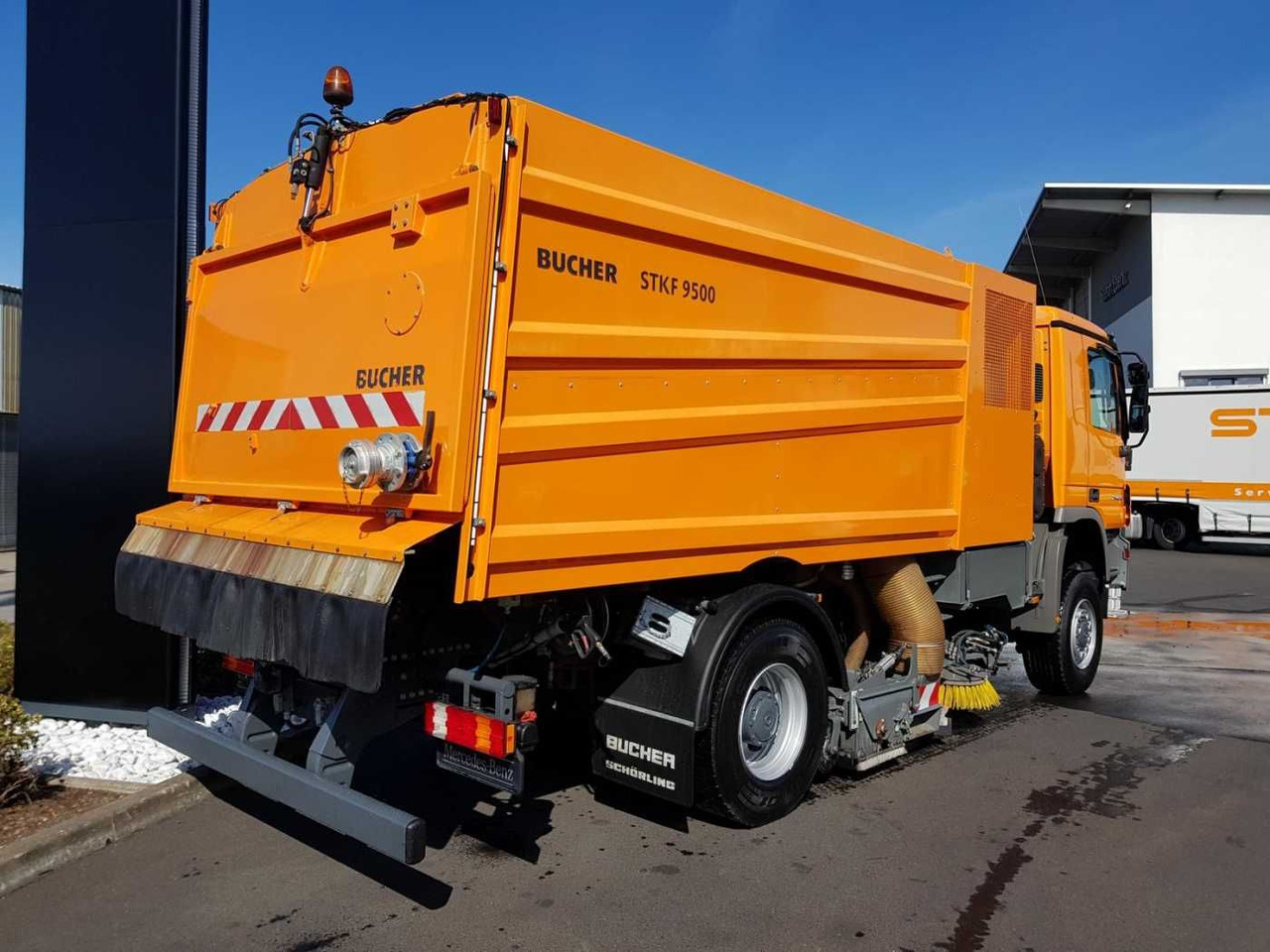 Leasing  Mercedes-Benz Actros 2032 A 4x4 Bucher STKF 9500 Airport Mercedes-Benz Actros 2032 A 4x4 Bucher STKF 9500 Airport: gambar 8