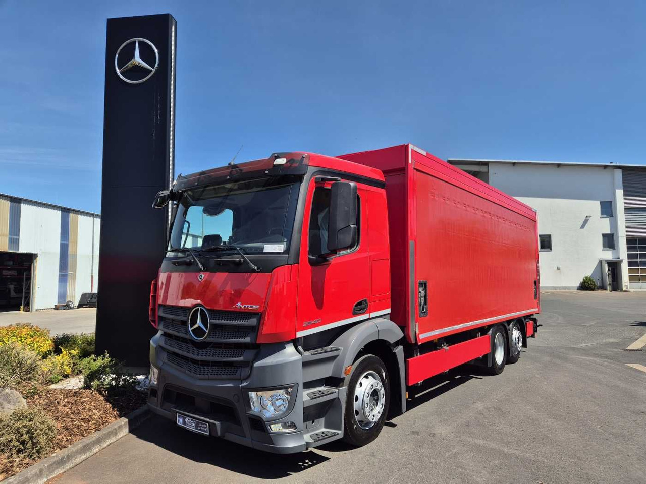 Mercedes-Benz Antos 2540 LnR 6x2 LBW Schiebeplanen AHK - Truk minuman: gambar 1 Mercedes-Benz Antos 2540 LnR 6x2 LBW Schiebeplanen AHK - Truk minuman: gambar 1