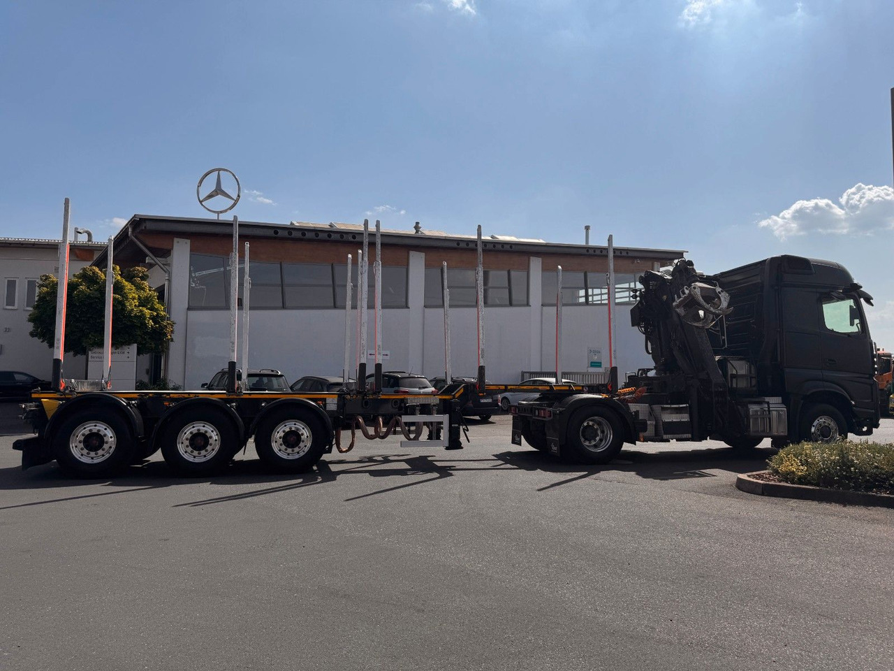 Mercedes-Benz Arocs 1853 LS 4x4 HAD Palfinger Q170Z96+Doll H3L - Truk logging, Truk derek: gambar 4 Mercedes-Benz Arocs 1853 LS 4x4 HAD Palfinger Q170Z96+Doll H3L - Truk logging, Truk derek: gambar 4