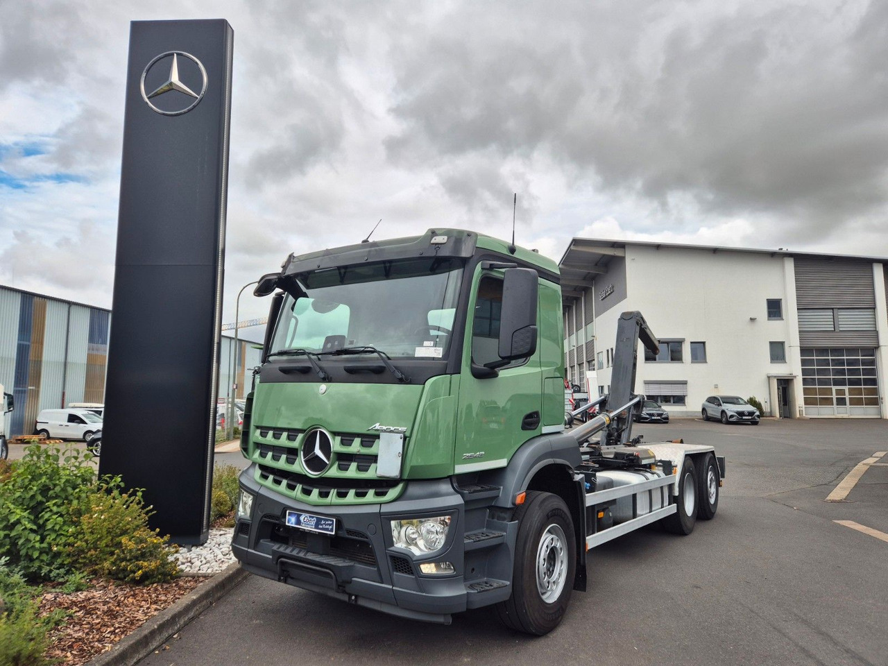 Mercedes-Benz Arocs 2643 L 6x2-4 Meiller RS 21.65 Funk AHK - Hook lift: gambar 3 Mercedes-Benz Arocs 2643 L 6x2-4 Meiller RS 21.65 Funk AHK - Hook lift: gambar 3