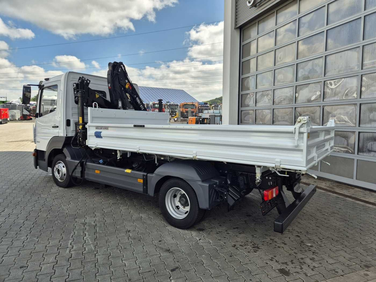 Van jungkit Mercedes-Benz Atego 823 KK Kipper+Kran+Funk+Greifersteuerung: gambar 6