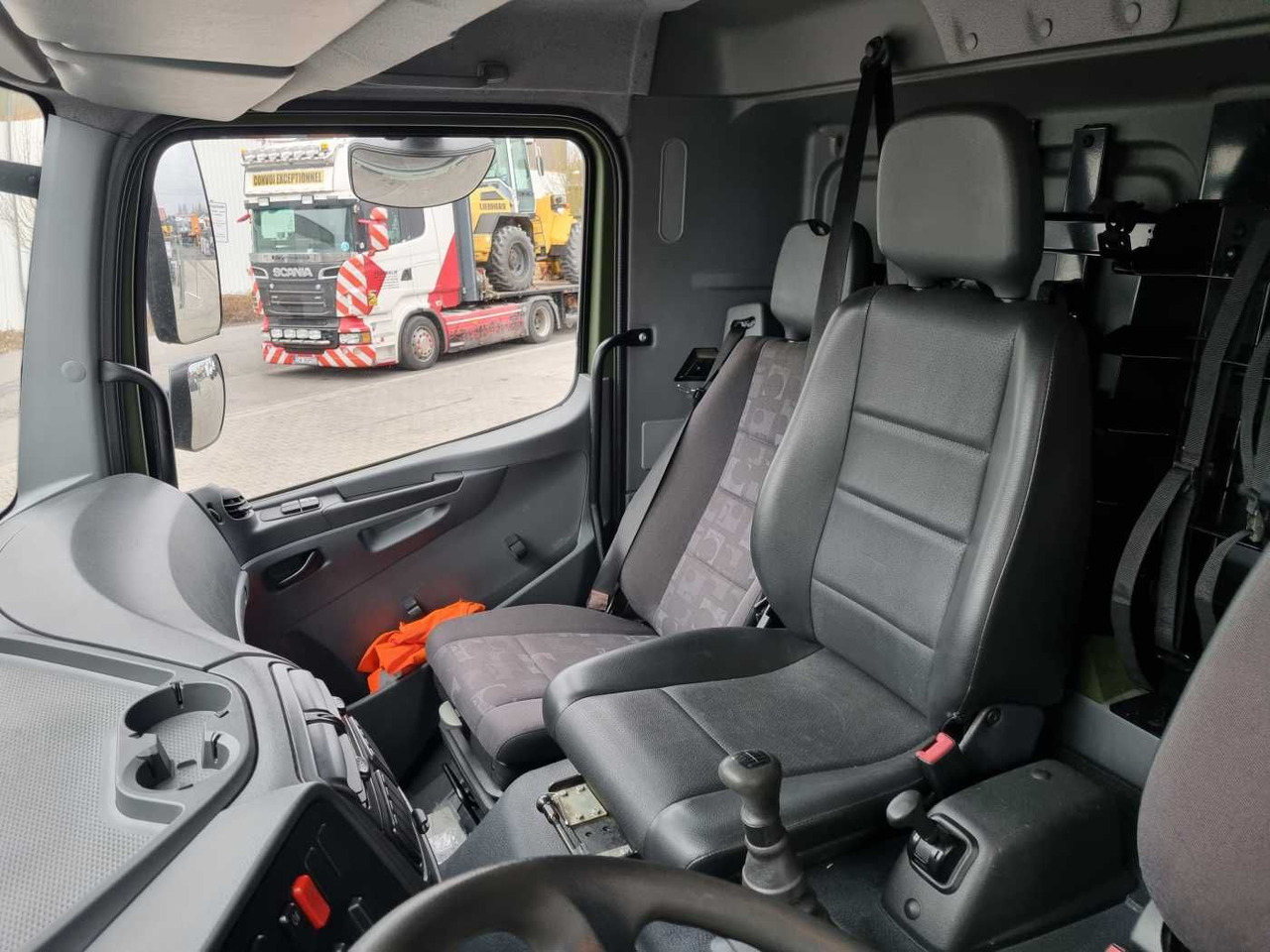 Truk flatbed Mercedes-Benz Axor 1829 A 4x4 Pritsche/Plane 10 Stück: gambar 12