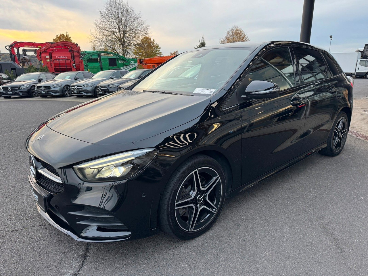 Mercedes-Benz B 250e Edition2020+AMG+Ambiente+Night+LED - Mobil sedan: gambar 2 Mercedes-Benz B 250e Edition2020+AMG+Ambiente+Night+LED - Mobil sedan: gambar 2