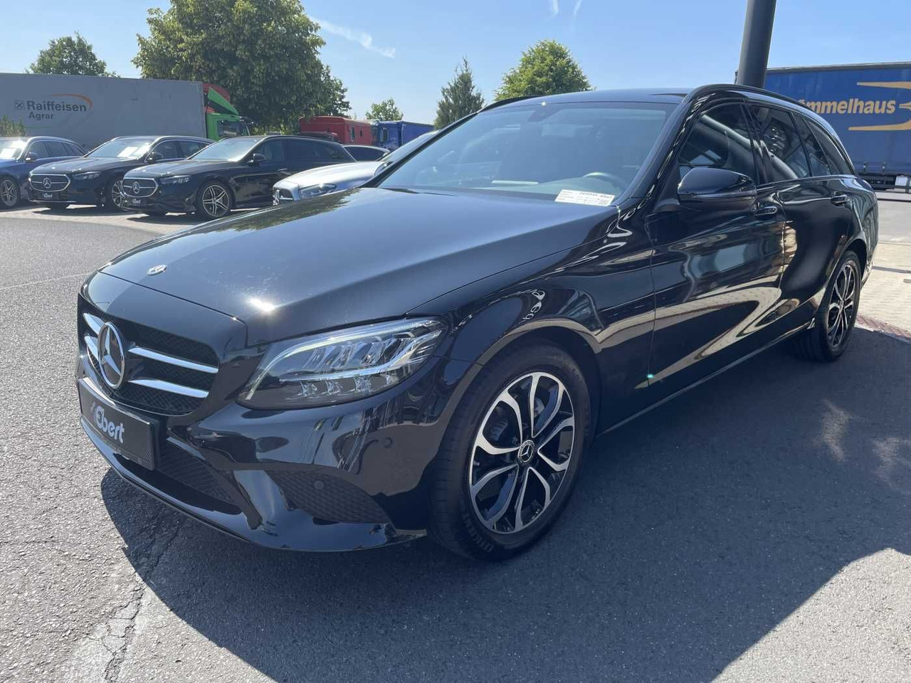 Mercedes-Benz C 220 d T 9G Avantgarde R-Kamera+AHK +Burmester+ - Mobil: gambar 2 Mercedes-Benz C 220 d T 9G Avantgarde R-Kamera+AHK +Burmester+ - Mobil: gambar 2