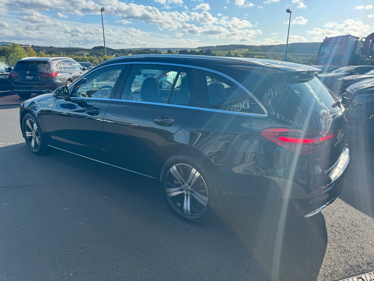 Mercedes-Benz C 300d T Avantgarde+RKamera+TotW+Ambiente - Station wagon: gambar 3 Mercedes-Benz C 300d T Avantgarde+RKamera+TotW+Ambiente - Station wagon: gambar 3