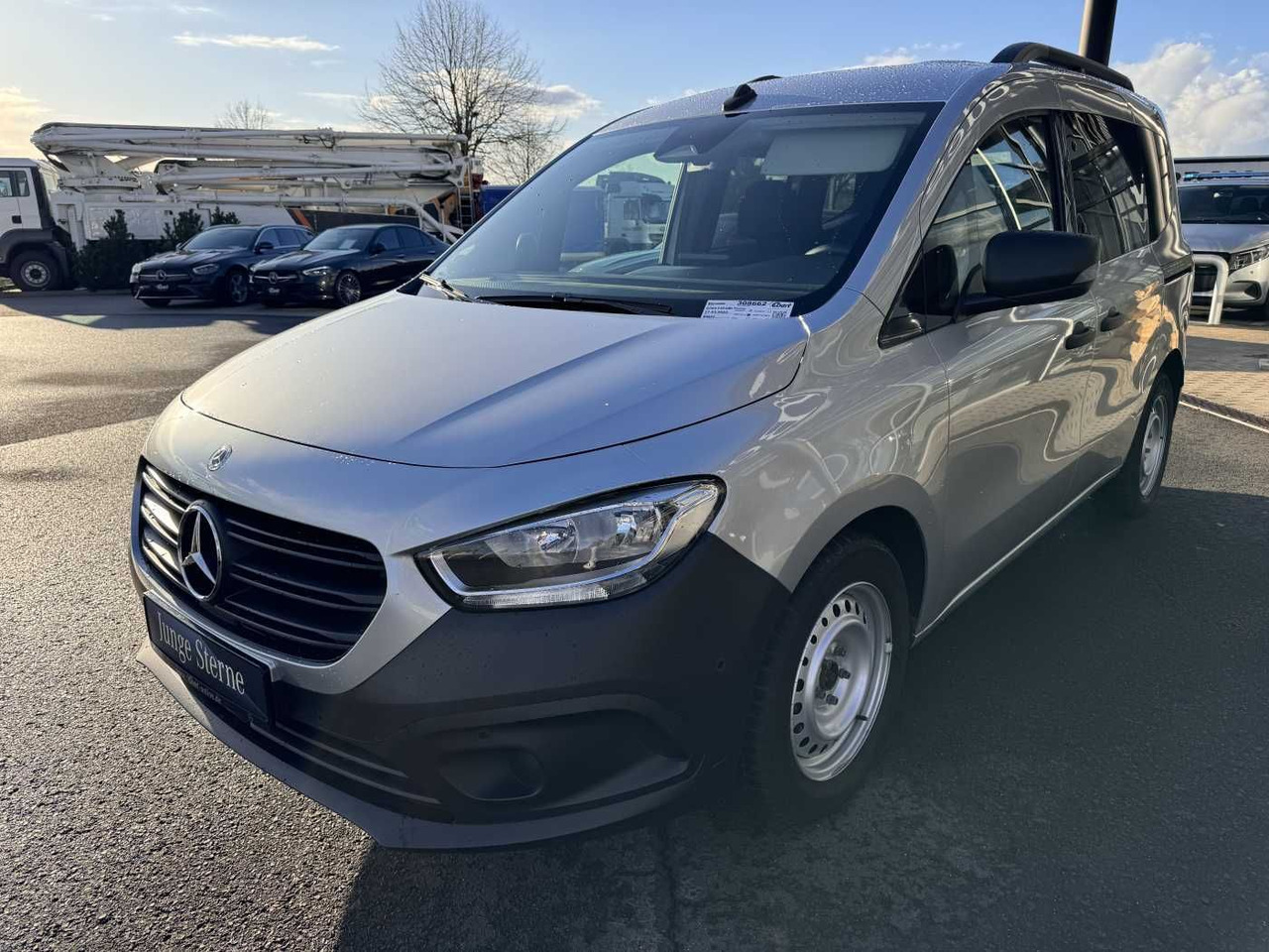 Mercedes-Benz Citan 110 CDI Tourer Klima AHK Kamera MBUX Tempo - Van penumpang: gambar 3 Mercedes-Benz Citan 110 CDI Tourer Klima AHK Kamera MBUX Tempo - Van penumpang: gambar 3