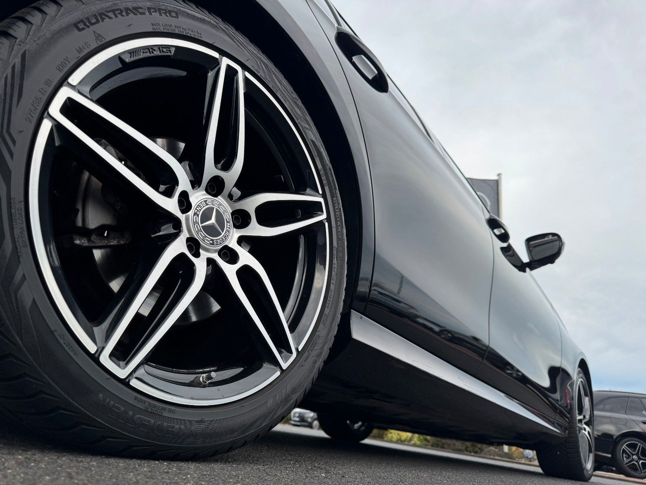 Mercedes-Benz E 220d T 4M+AMG+Pano+Brum+360+Night - Station wagon: gambar 5 Mercedes-Benz E 220d T 4M+AMG+Pano+Brum+360+Night - Station wagon: gambar 5
