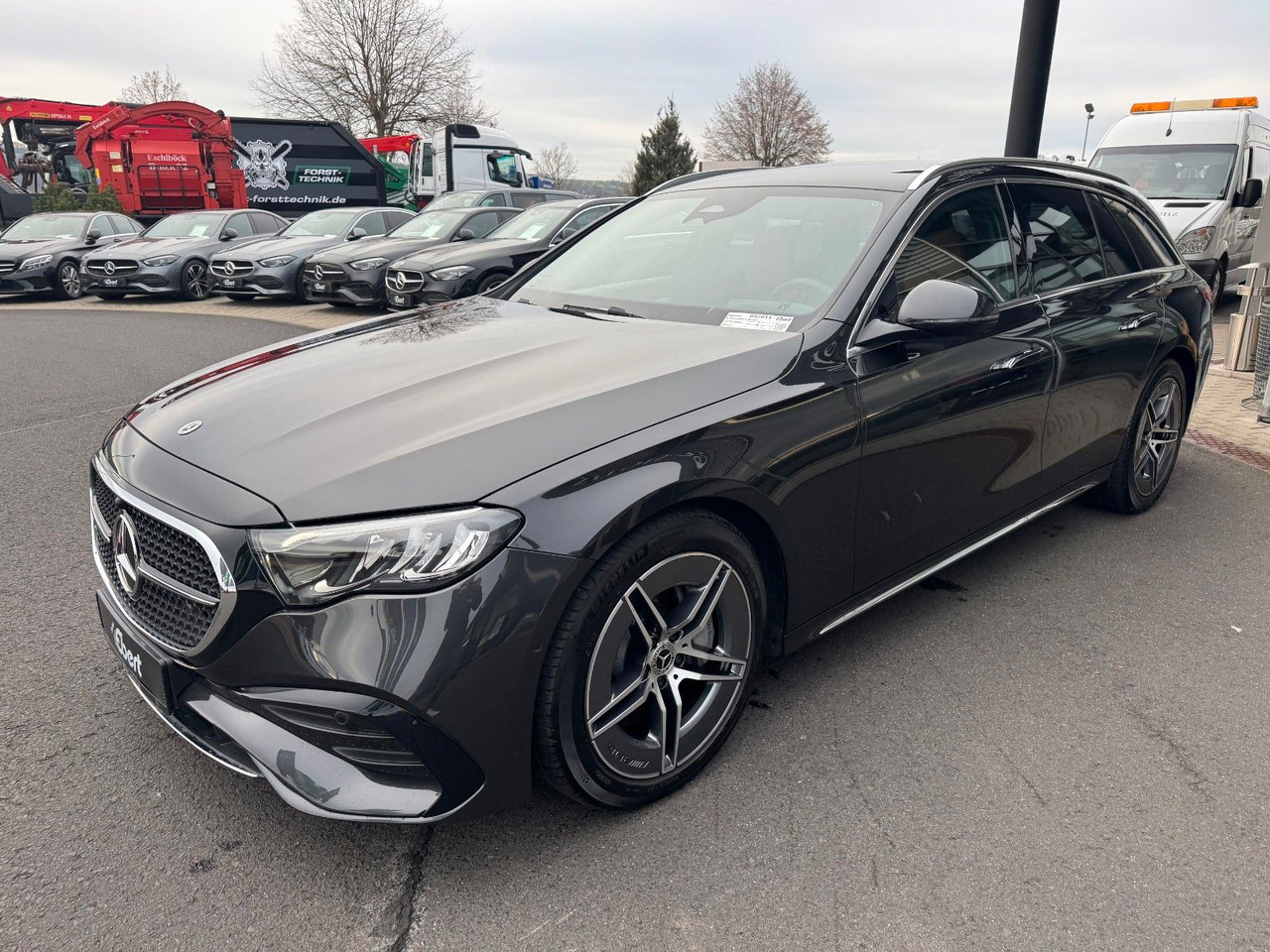Mercedes-Benz E 220d T AMG+Hyperscreen+Leder+AHK+DistrPro+STH - Station wagon: gambar 3 Mercedes-Benz E 220d T AMG+Hyperscreen+Leder+AHK+DistrPro+STH - Station wagon: gambar 3