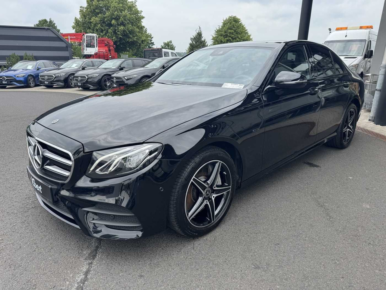 Mercedes-Benz E 300de 9G AMG+Pano+Memory+Ambiente+ RFK+Night - Mobil sedan: gambar 2 Mercedes-Benz E 300de 9G AMG+Pano+Memory+Ambiente+ RFK+Night - Mobil sedan: gambar 2